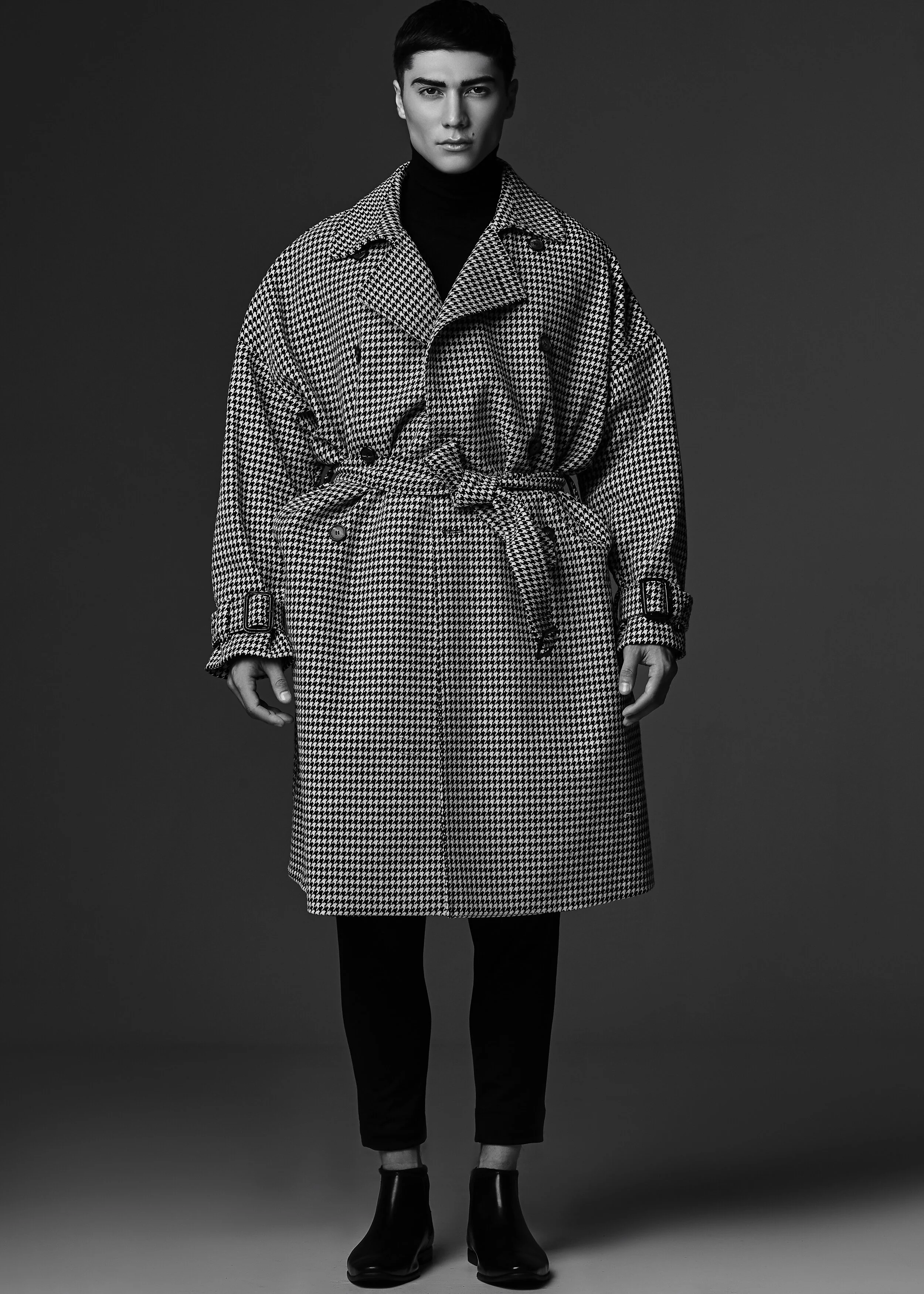 Folio_Model_Max_5136 copy.jpg