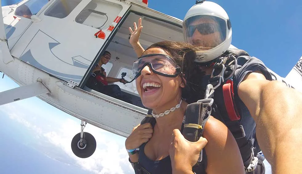 SkydiveMex_PlayadelCarmen.jpg
