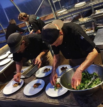 boys plating.jpg
