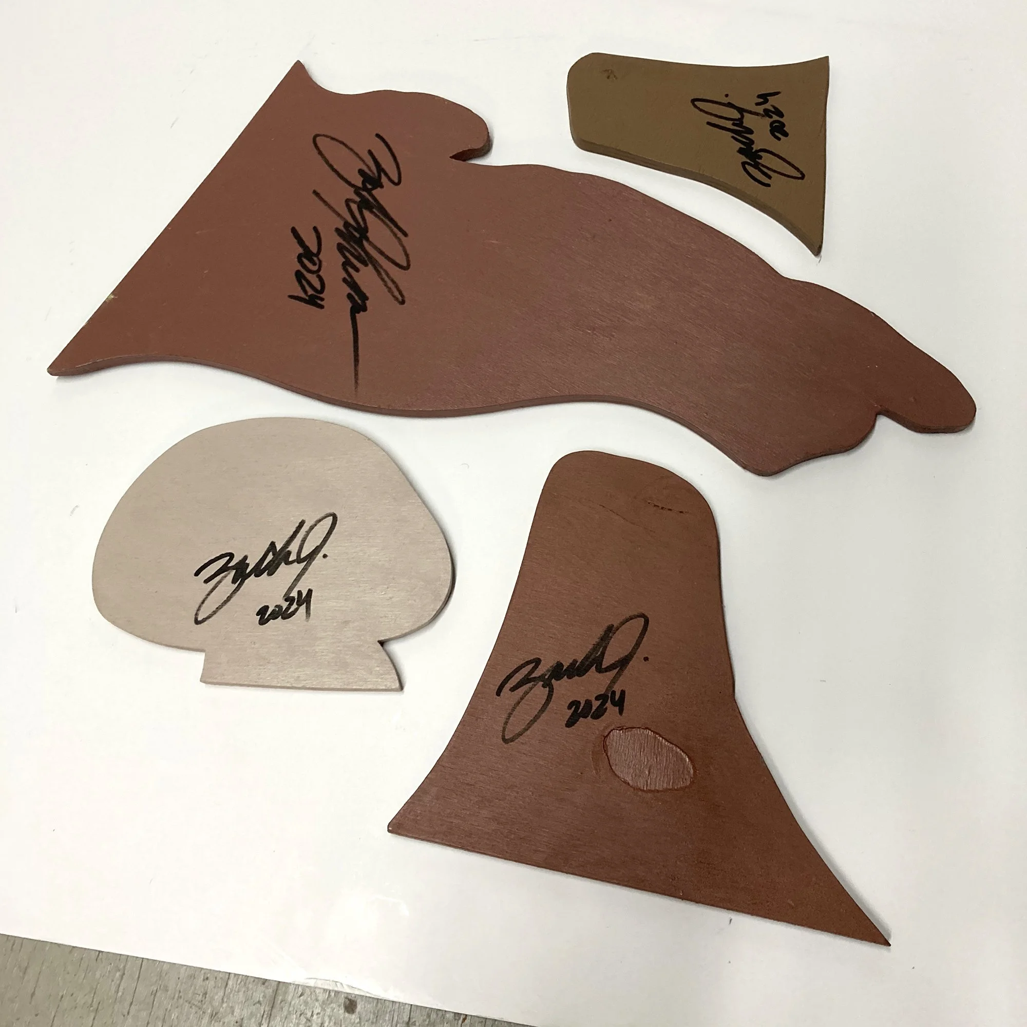 Hypertwig Cluster white mushroom4.jpg