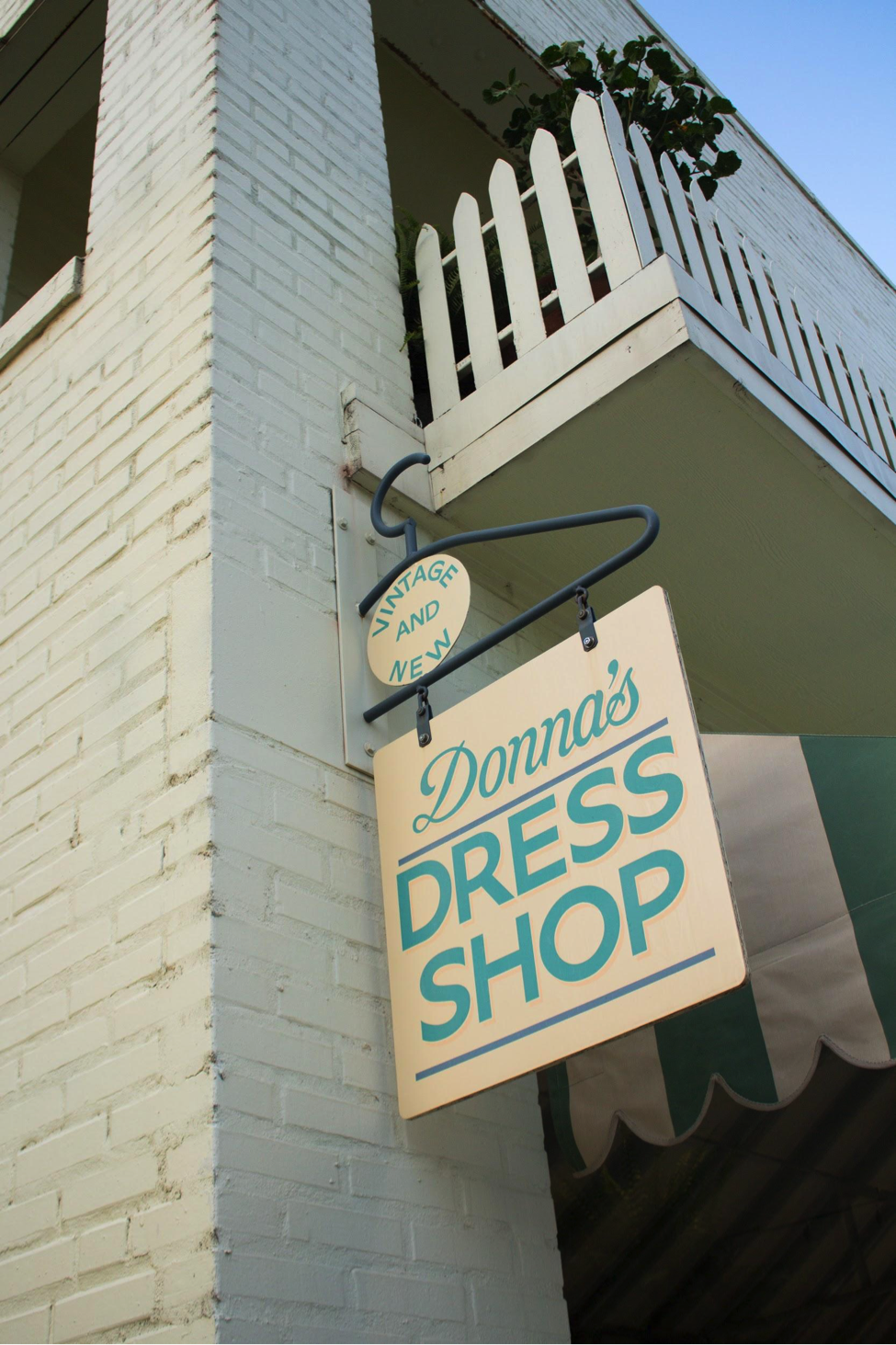 Donna's Dress Shop