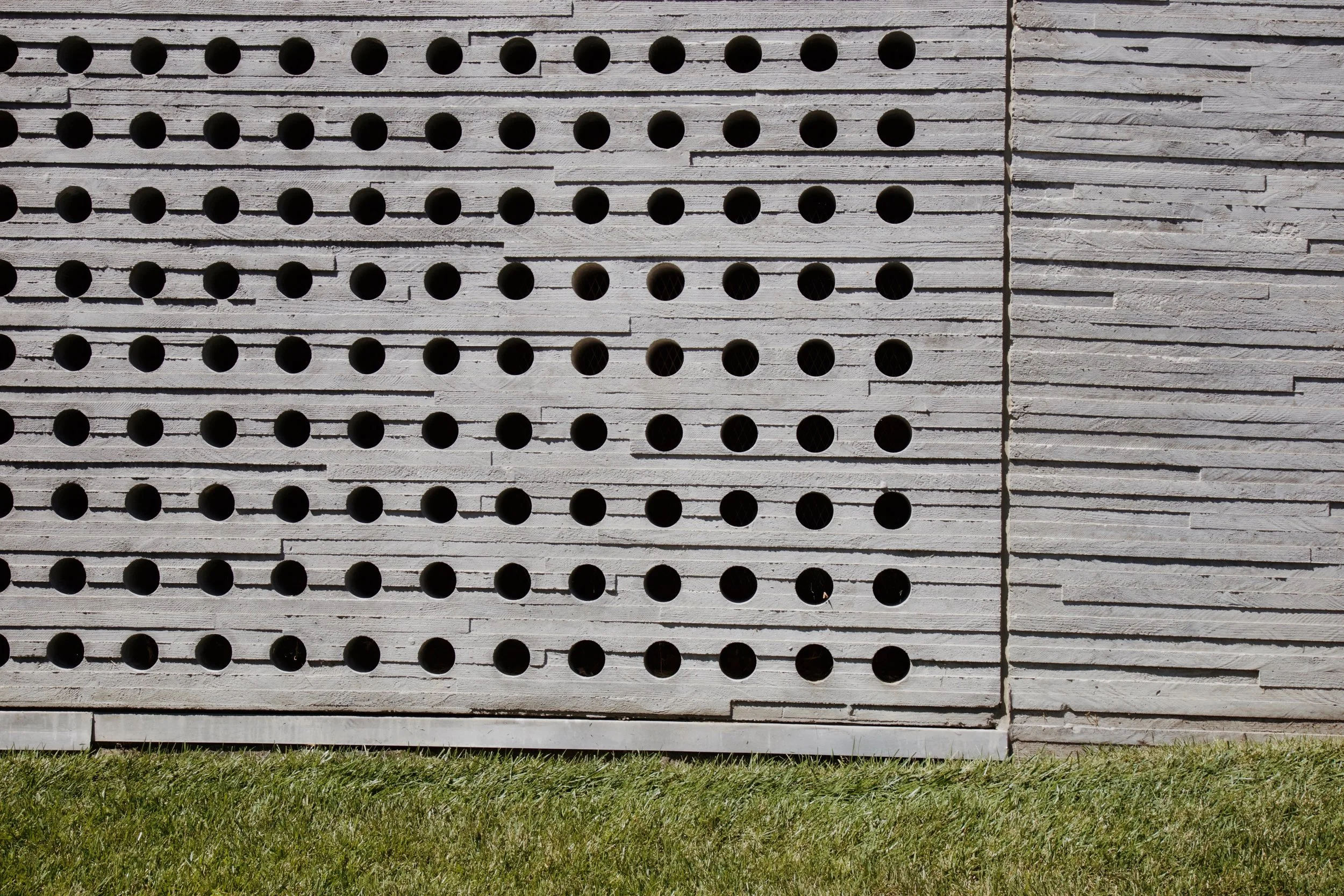 Holes_Nelson.JPG