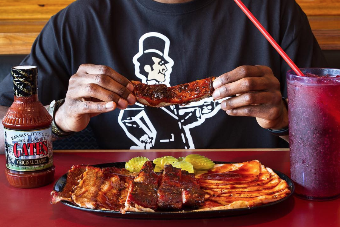 Photo courtesy of @gatesbbqkc