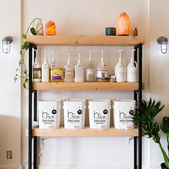 Keeping clean is top-priority right now: and so is supporting local shops. Luckily, you can do both at @soapkansascity. Check out the link in our profile to learn more about the fully-stocked Waldo soap refill station. 📷 and story by @tessajcooper