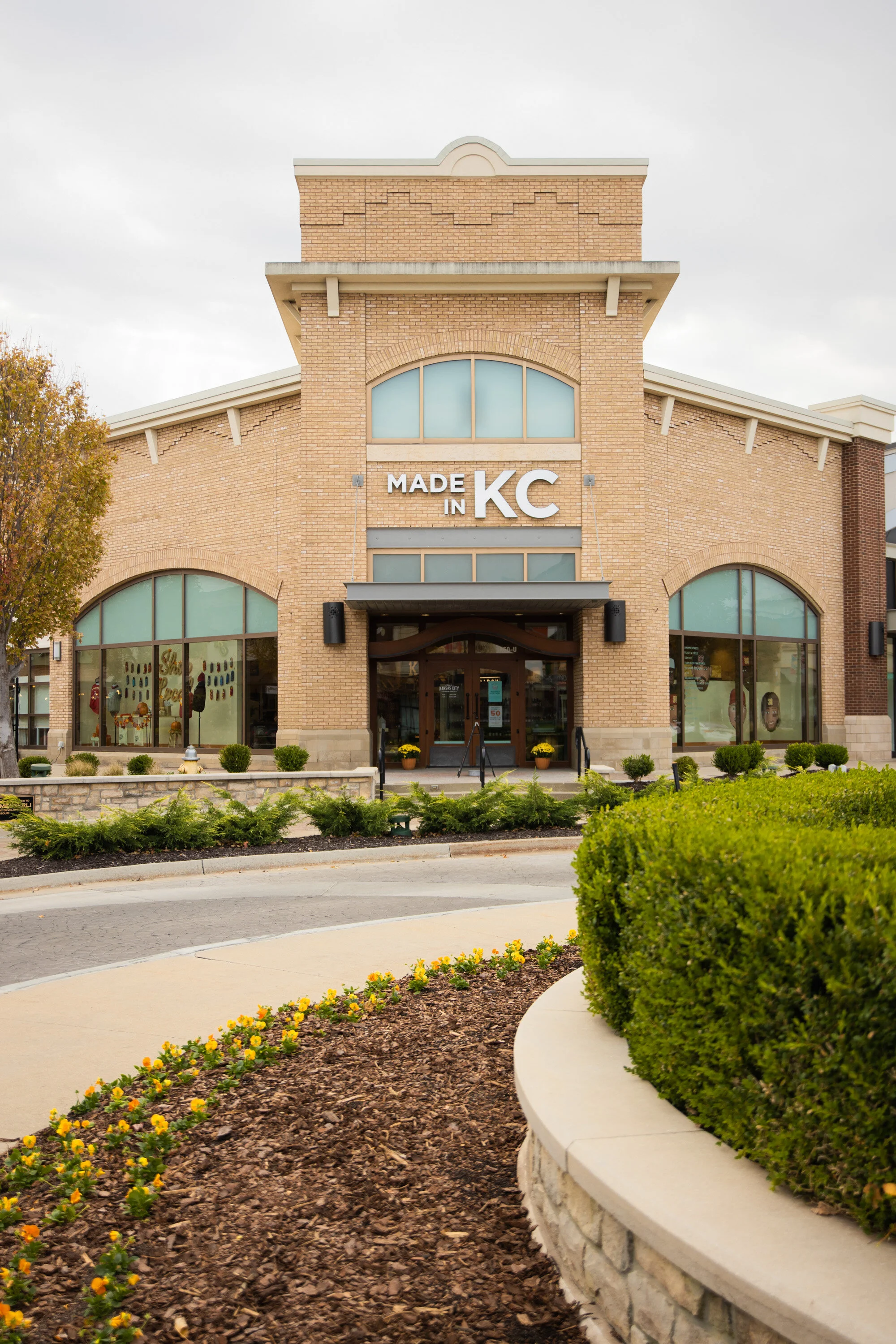 munster outdoor living kansas city on The Made In Kc Marketplace At Lee S Summit Mikcexplore