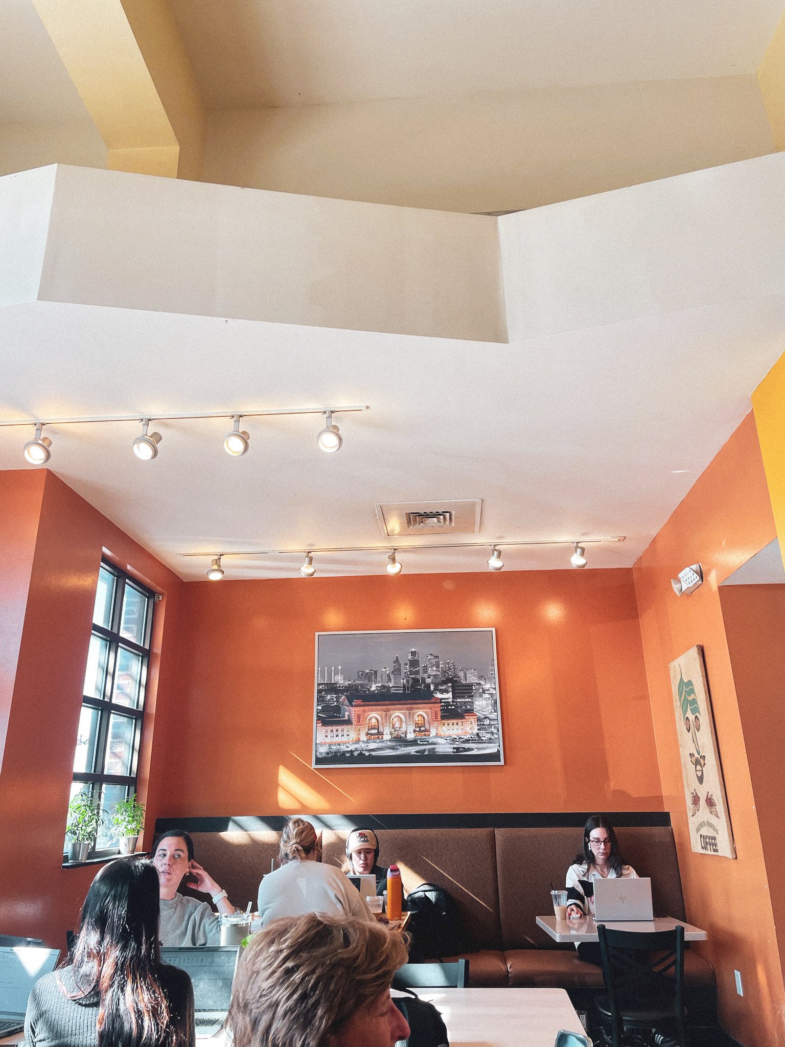 Drinking Coffee in Kansas City: Headrush in Briarcliff