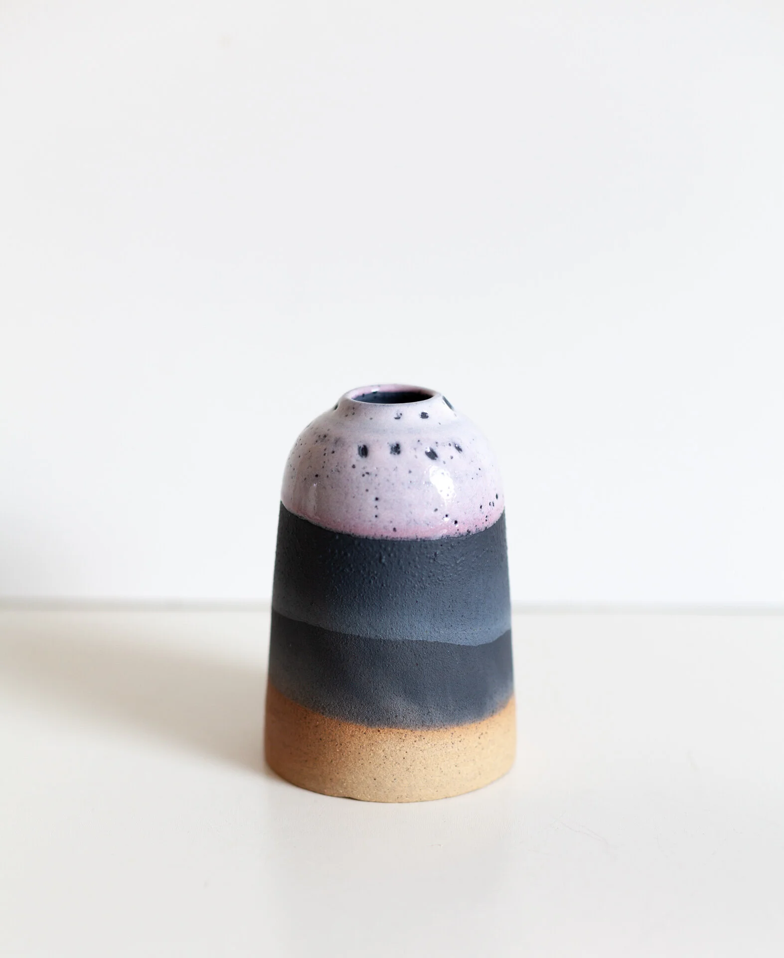 Hand-throw Black Layers Small Vase