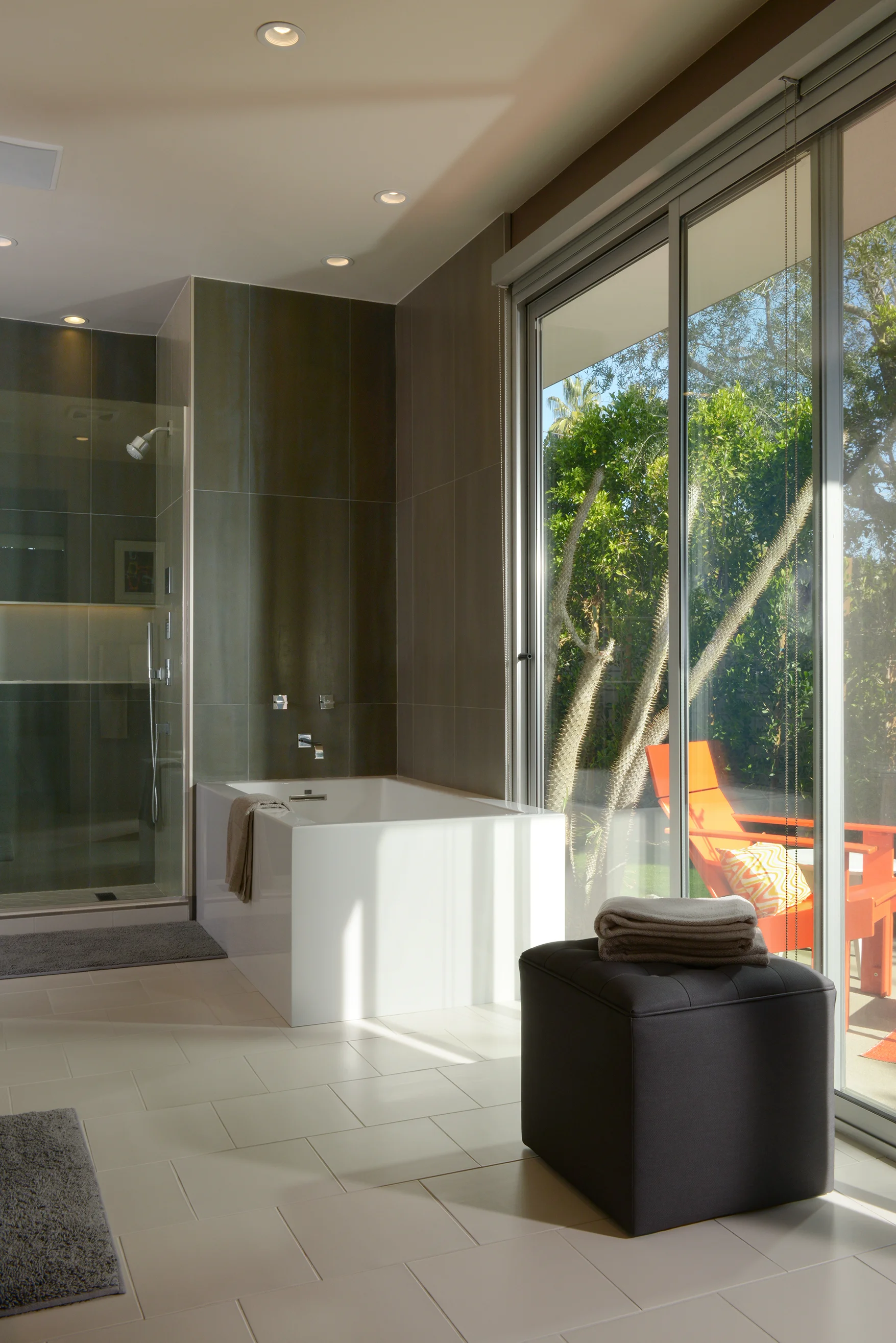 DCAP_H3k_1234Verbena_MasterBath_1.jpg