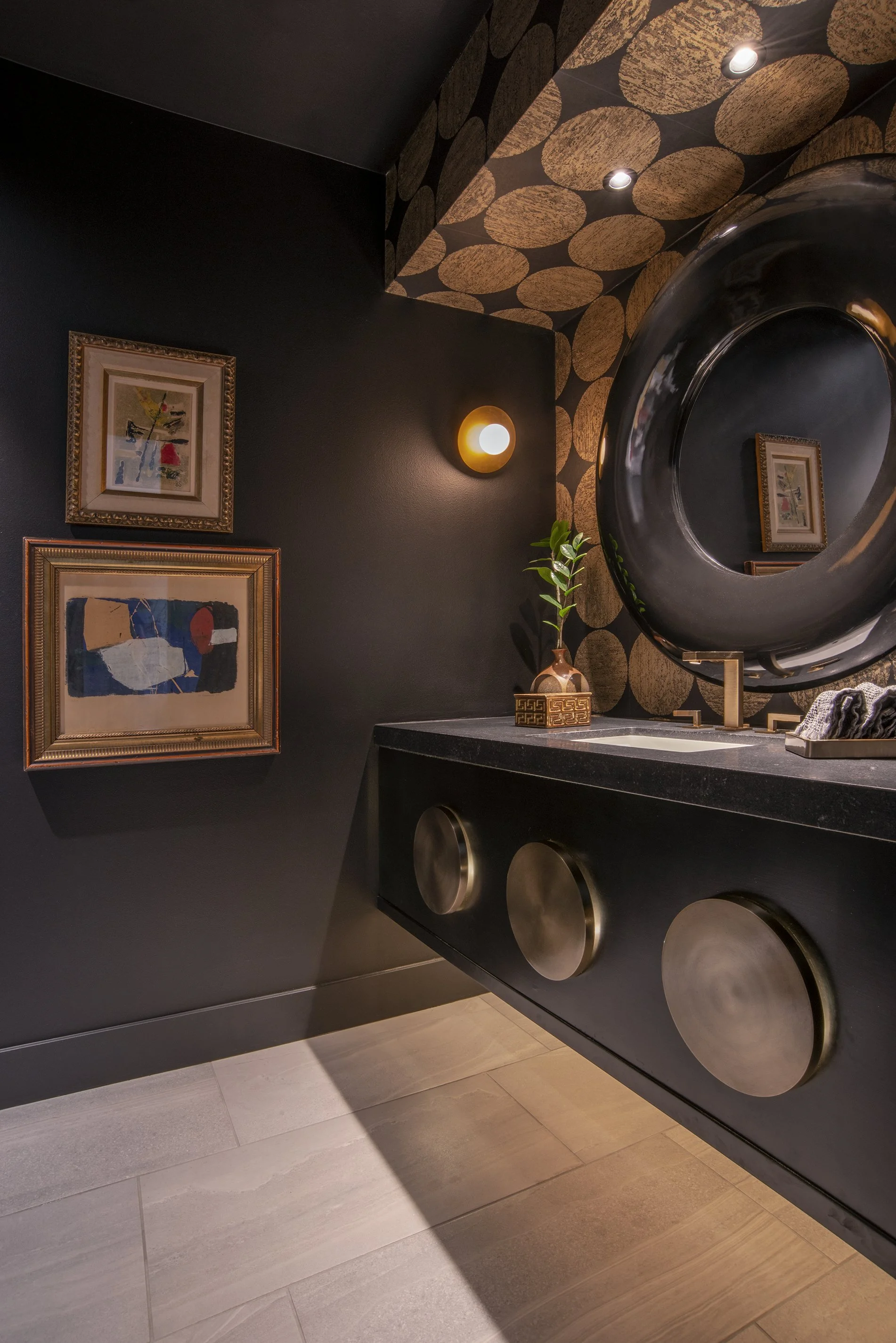 DCAP_Gaston_RefiningTheFlip_June22_Powder Room_2.jpg