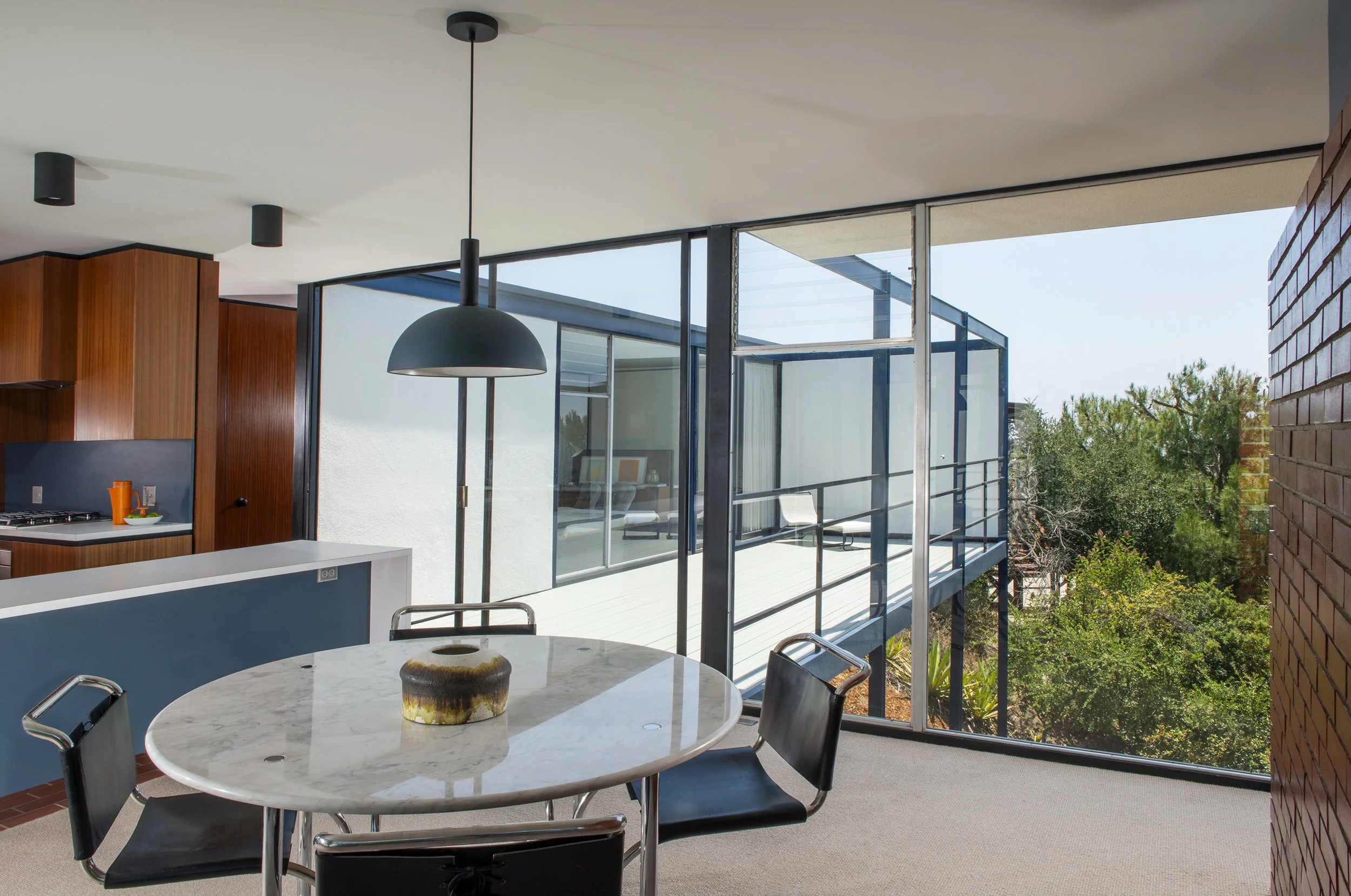 DCAP_Smith House_Craig Ellwood_Interior_1.jpg