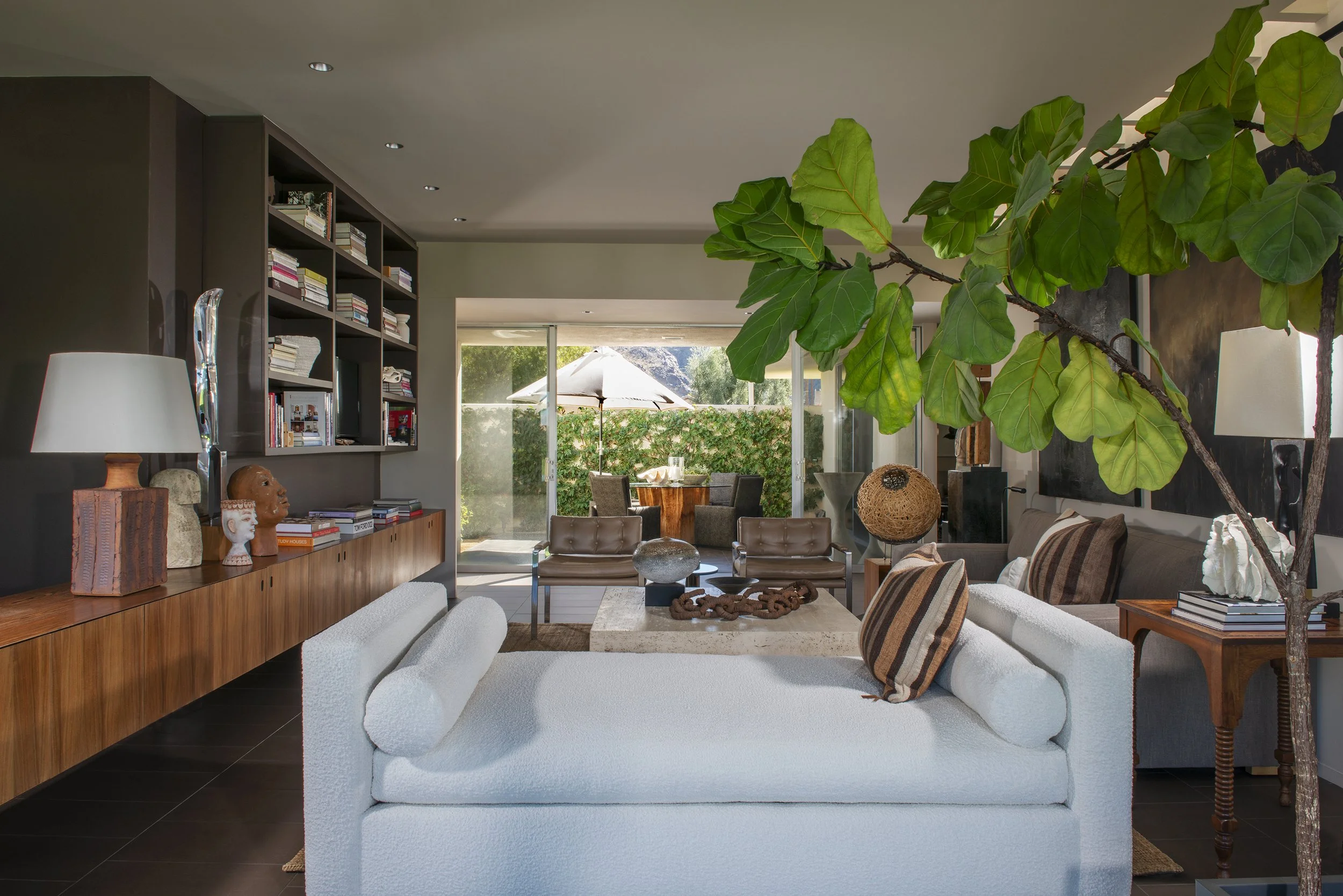 DCAP_Hoskins-Wilson residence_7 Lakes_Living Room_2.jpg