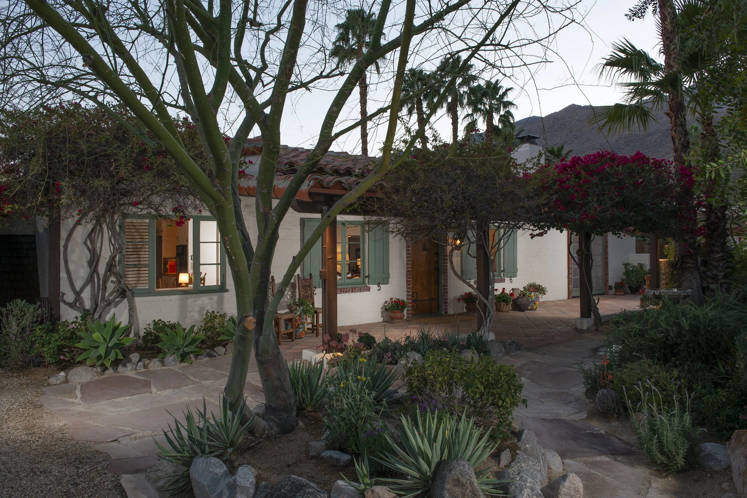 DCAP_Sadler_285 Palo Verde_Front Elevation_Dusk.jpg