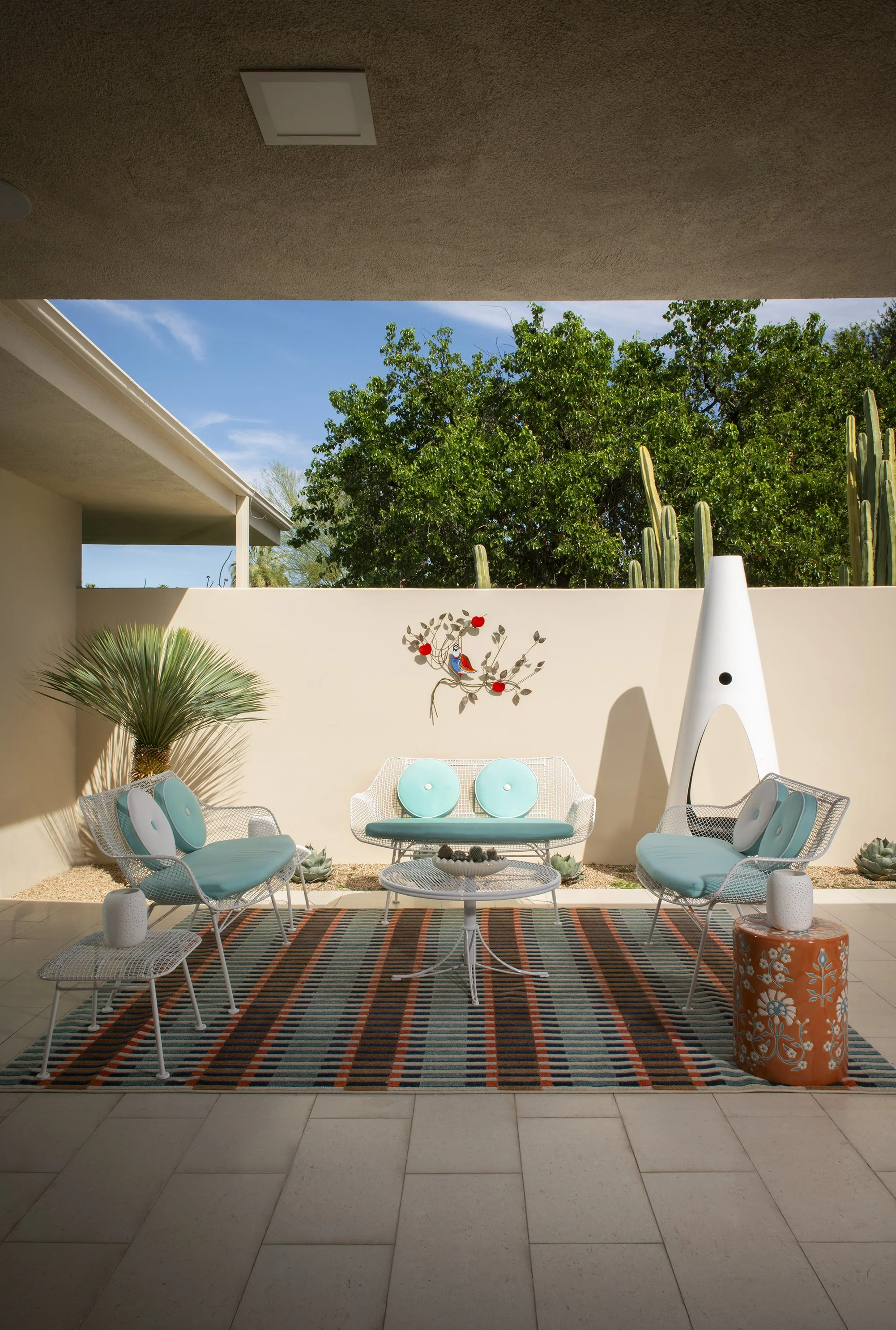 DCAP_Rosenblum Residence_Outdoor Living Area_1.jpg