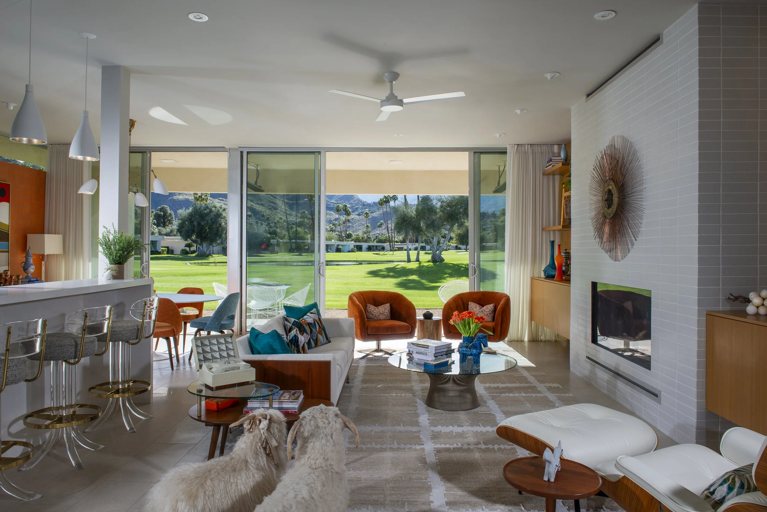 DCAP_Rosenblum Residence_Master Living Room_1.jpg