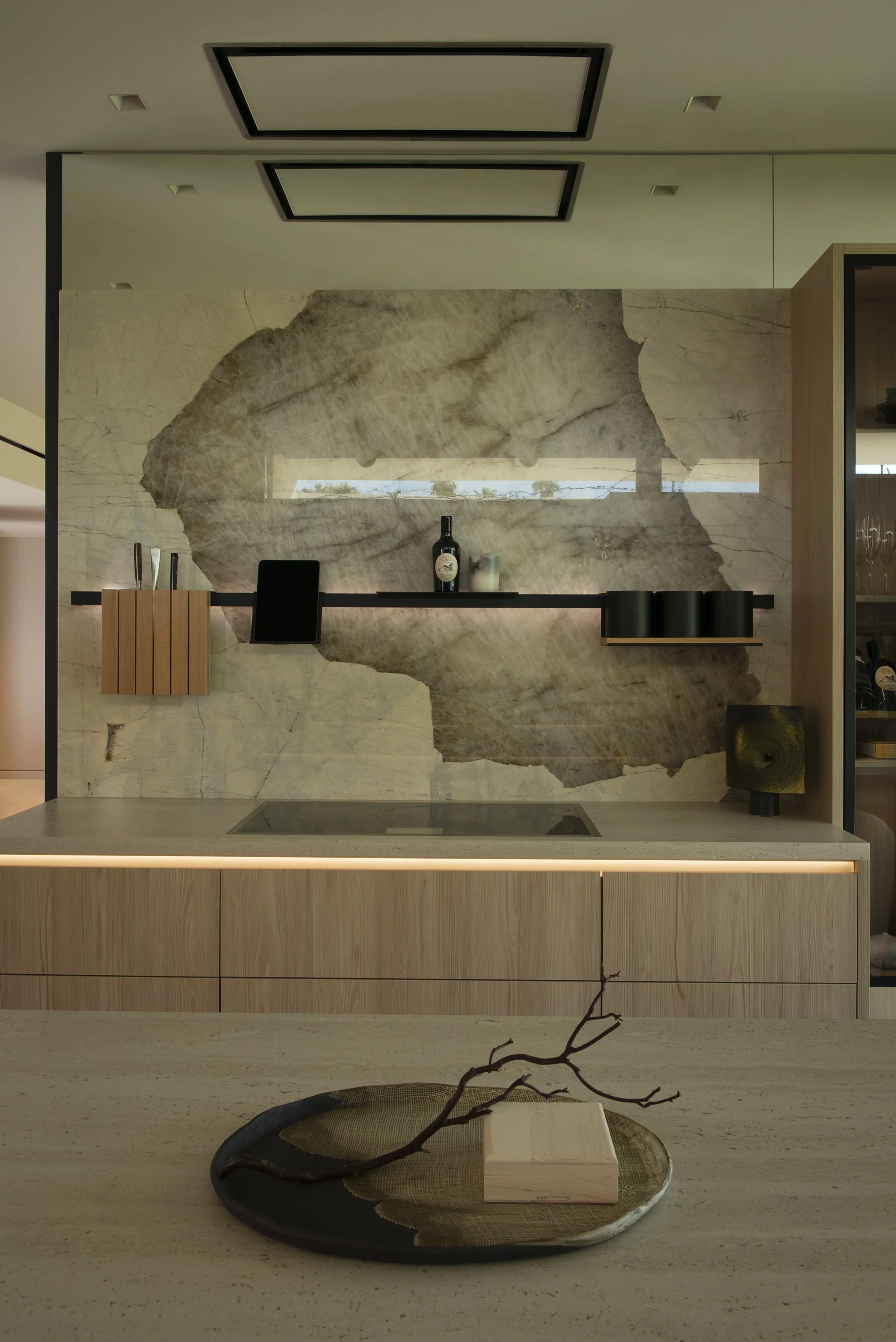 DCAP_Ward Residence_7 Lakes_Kitchen_2.jpg