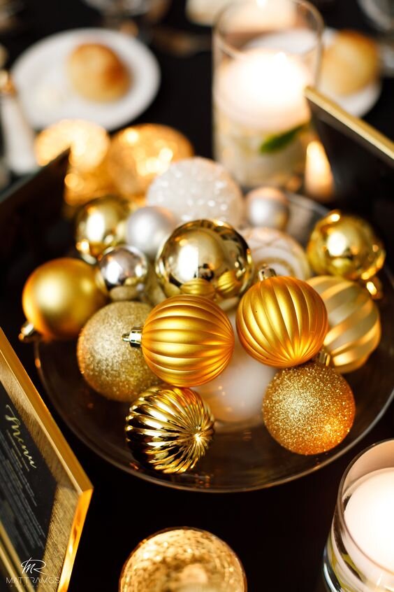 Gold and silver ornament winter table setting