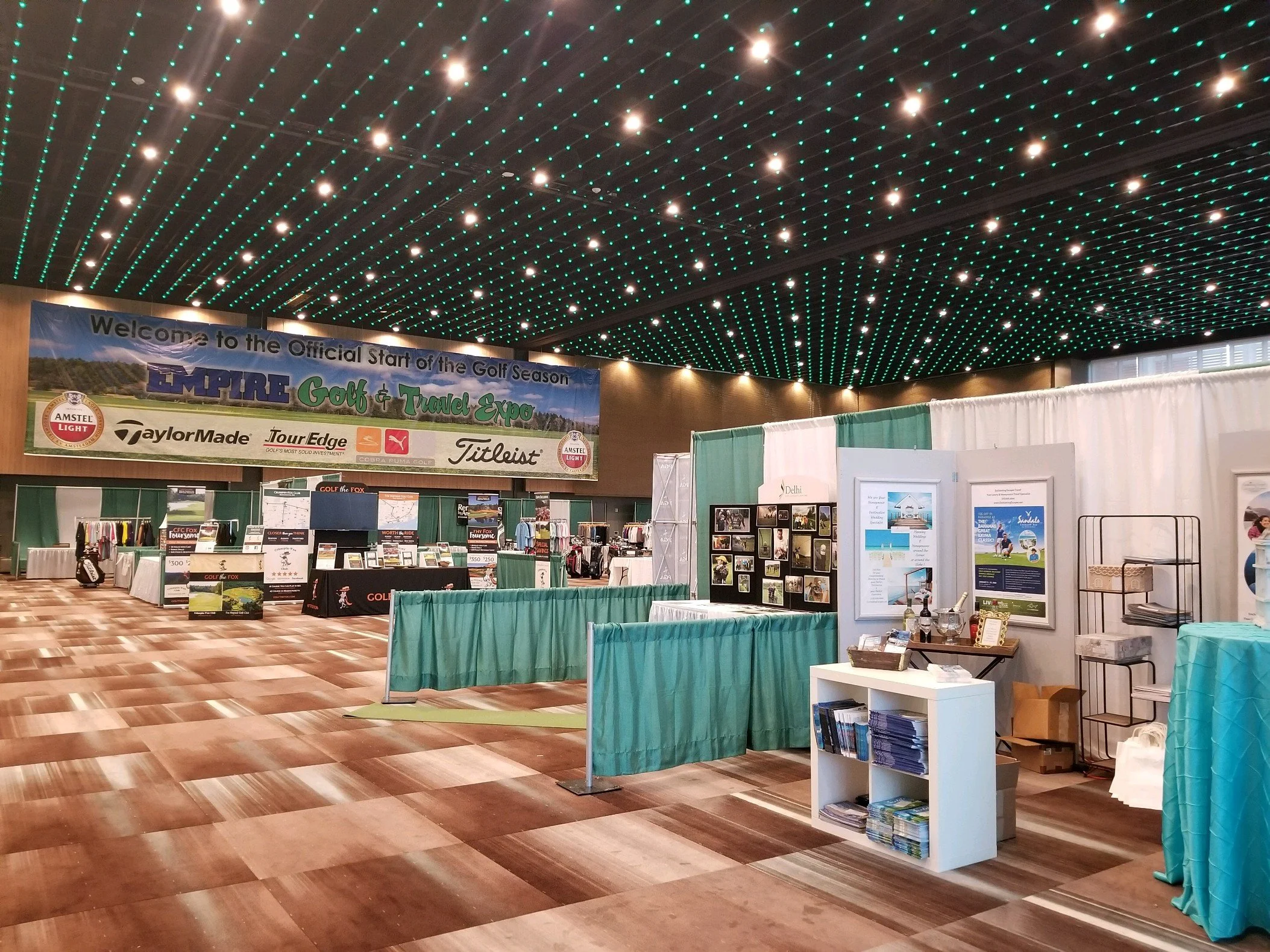 Trade Show booth setup at Golf Expo