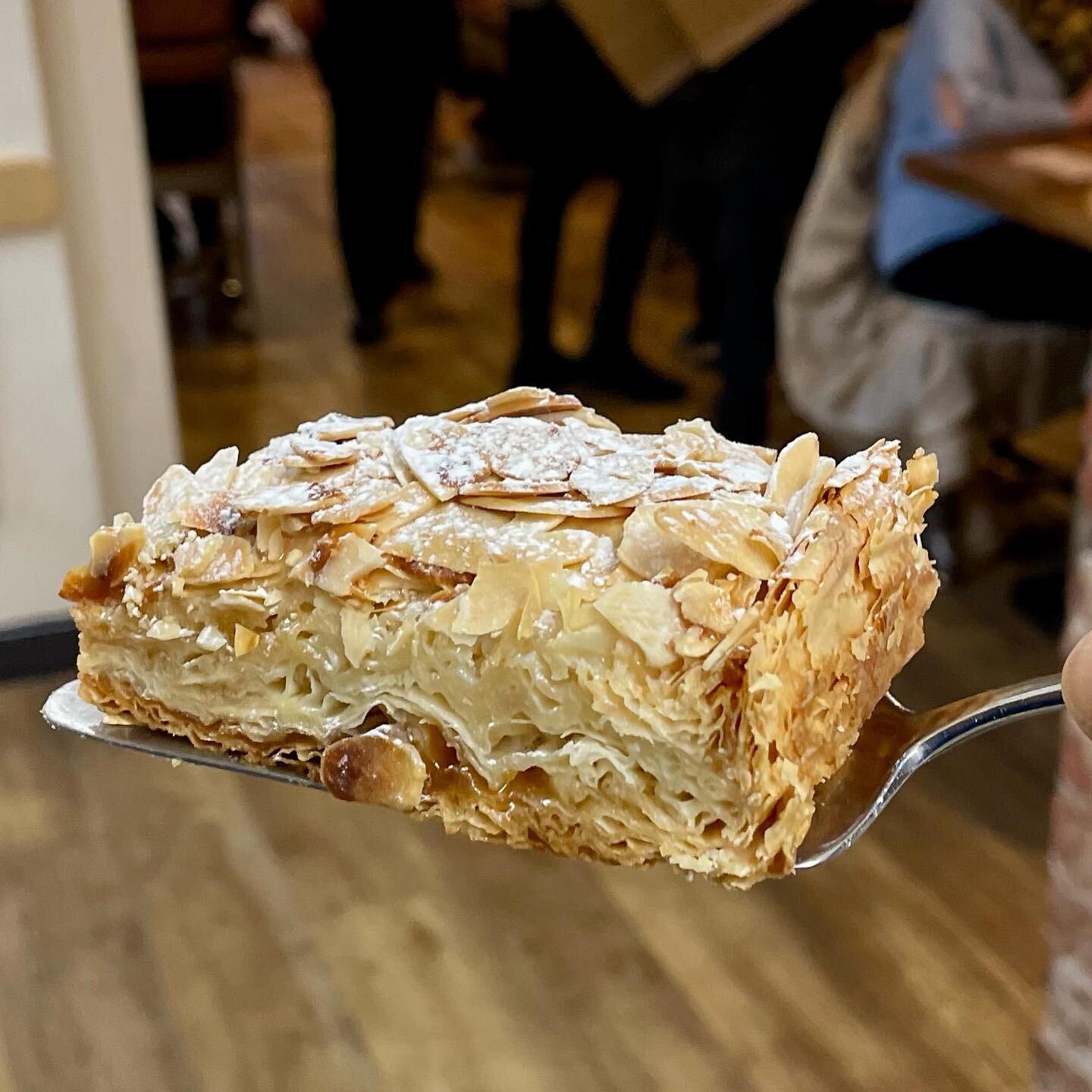 This almond slice is based on a pastry I had @intrepidbakers_nw5 recently which was one of the nicest things I&rsquo;d had out in ages.  They were kind and generous enough to show me how to make it, so now it makes an honourable appearance at The Owl