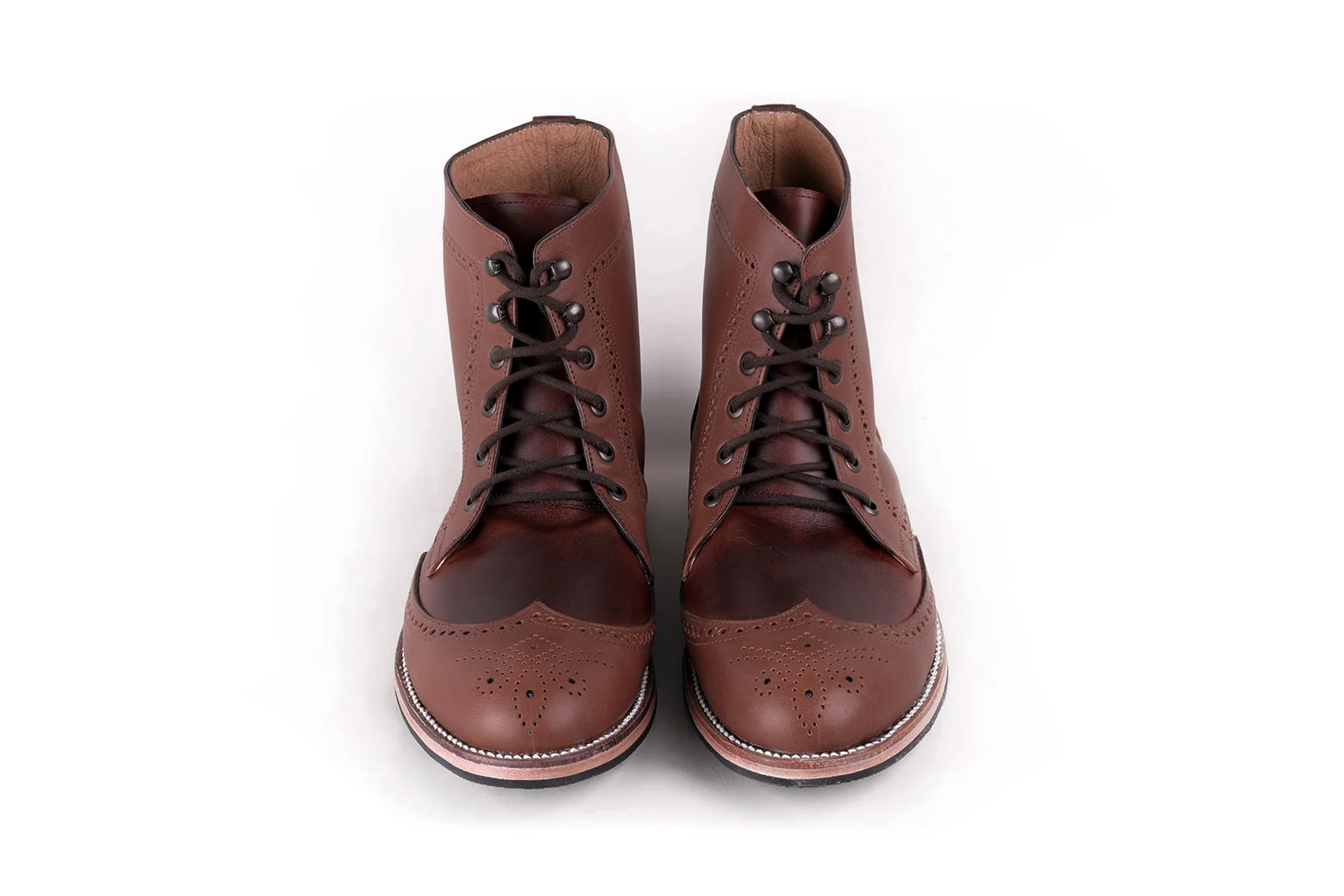 CHARLES BOOT VINTAGE FRENTE.jpg