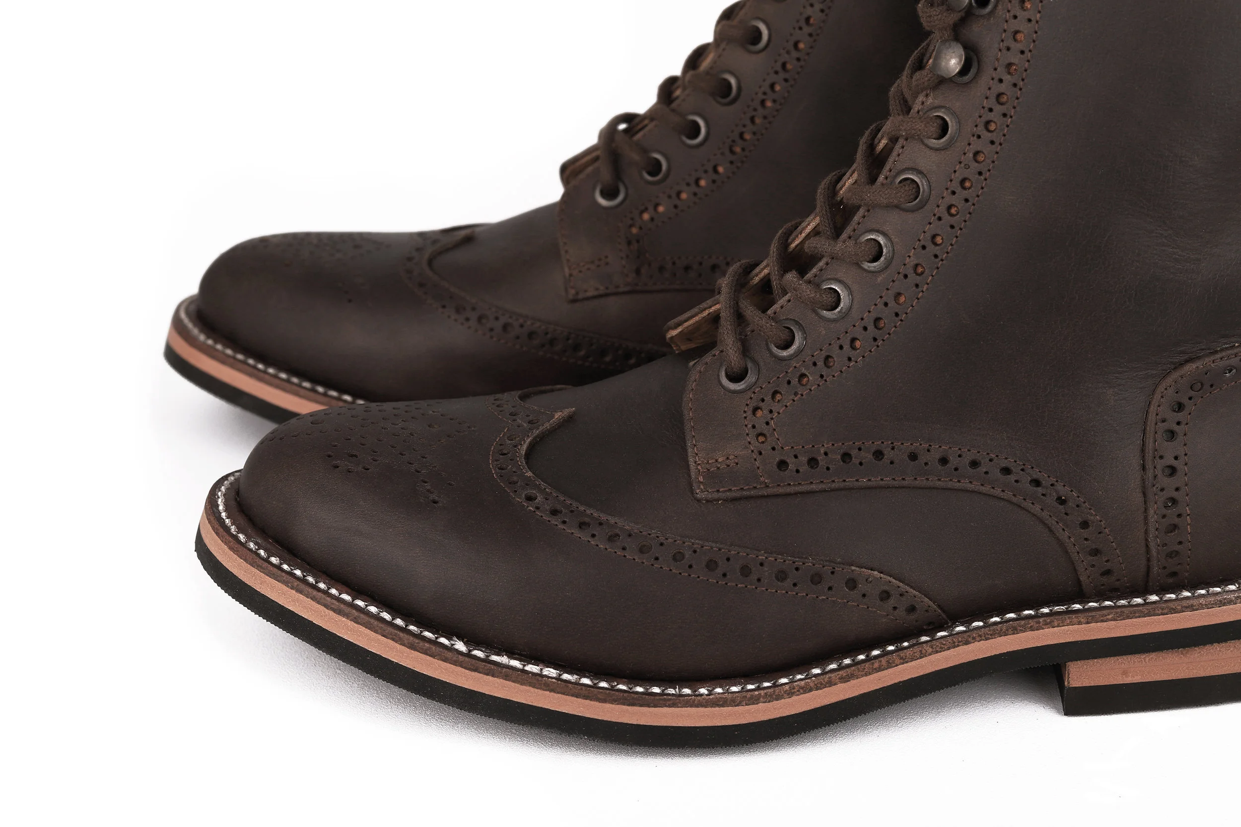CHARLES MOCHA VISTA DETALLE.jpg