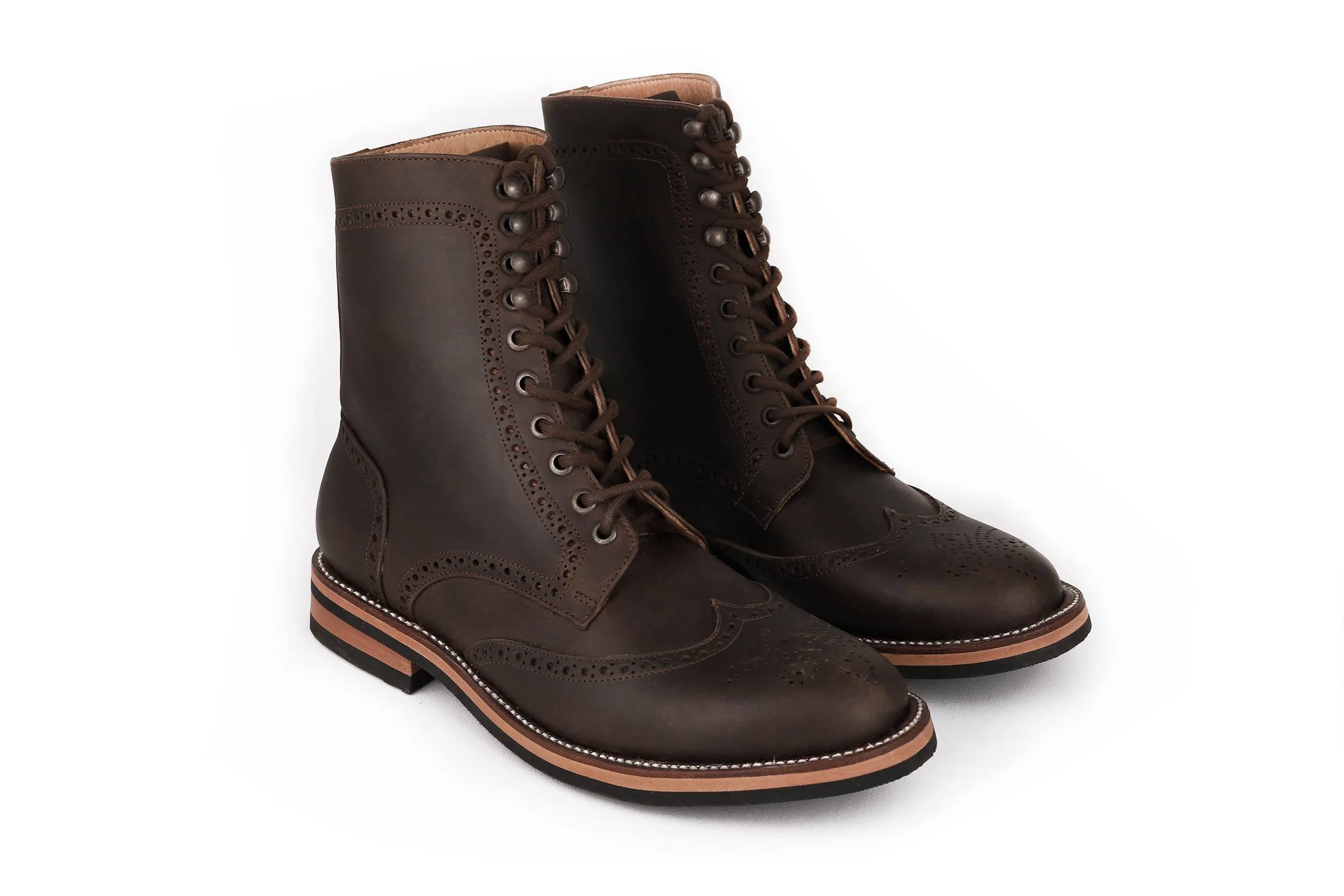 CHARLES MOCHA VISTA TRES CUARTOS.jpg