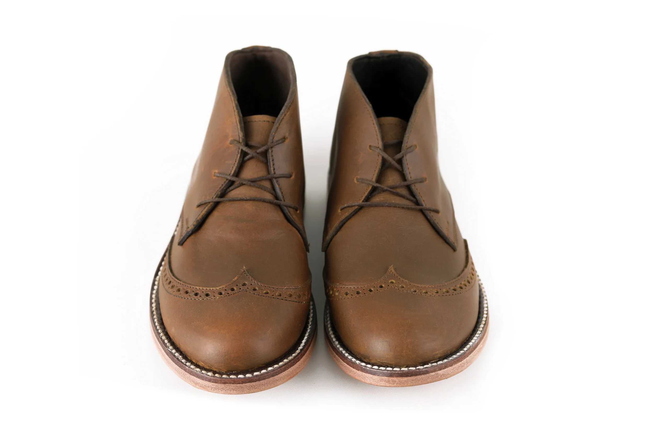 CHUKKA WINGTIP MAPLE FRENTE.jpg