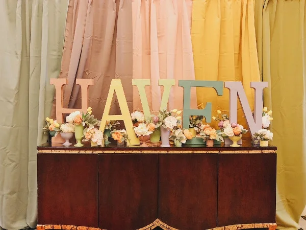 Haven is a yearly design and DIY blogging conference.
