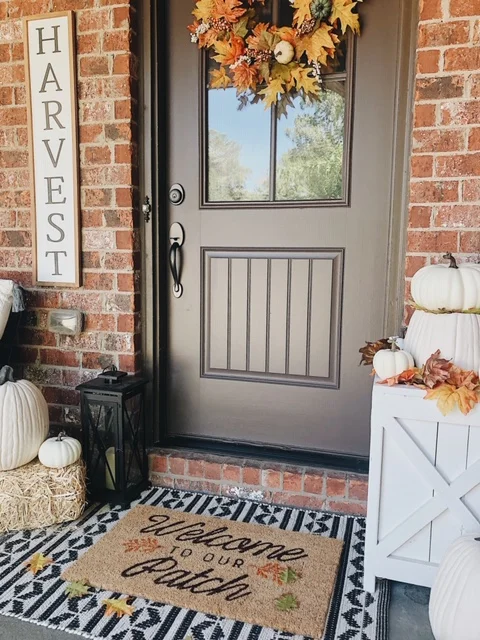 frontdoorfallhometourJPG