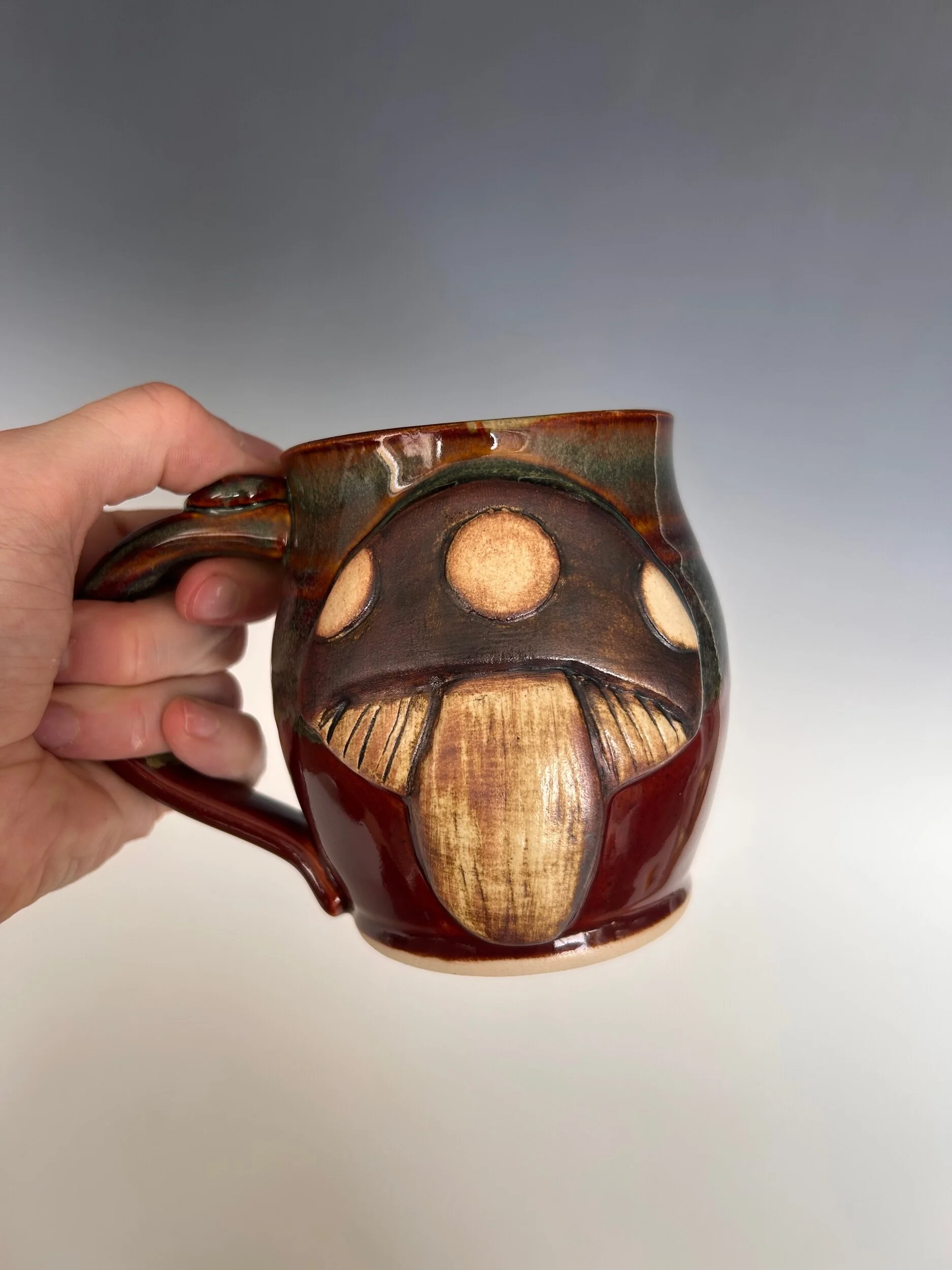 AC083E01-E919-4BDC-B7DF-2F28FAB97A9C