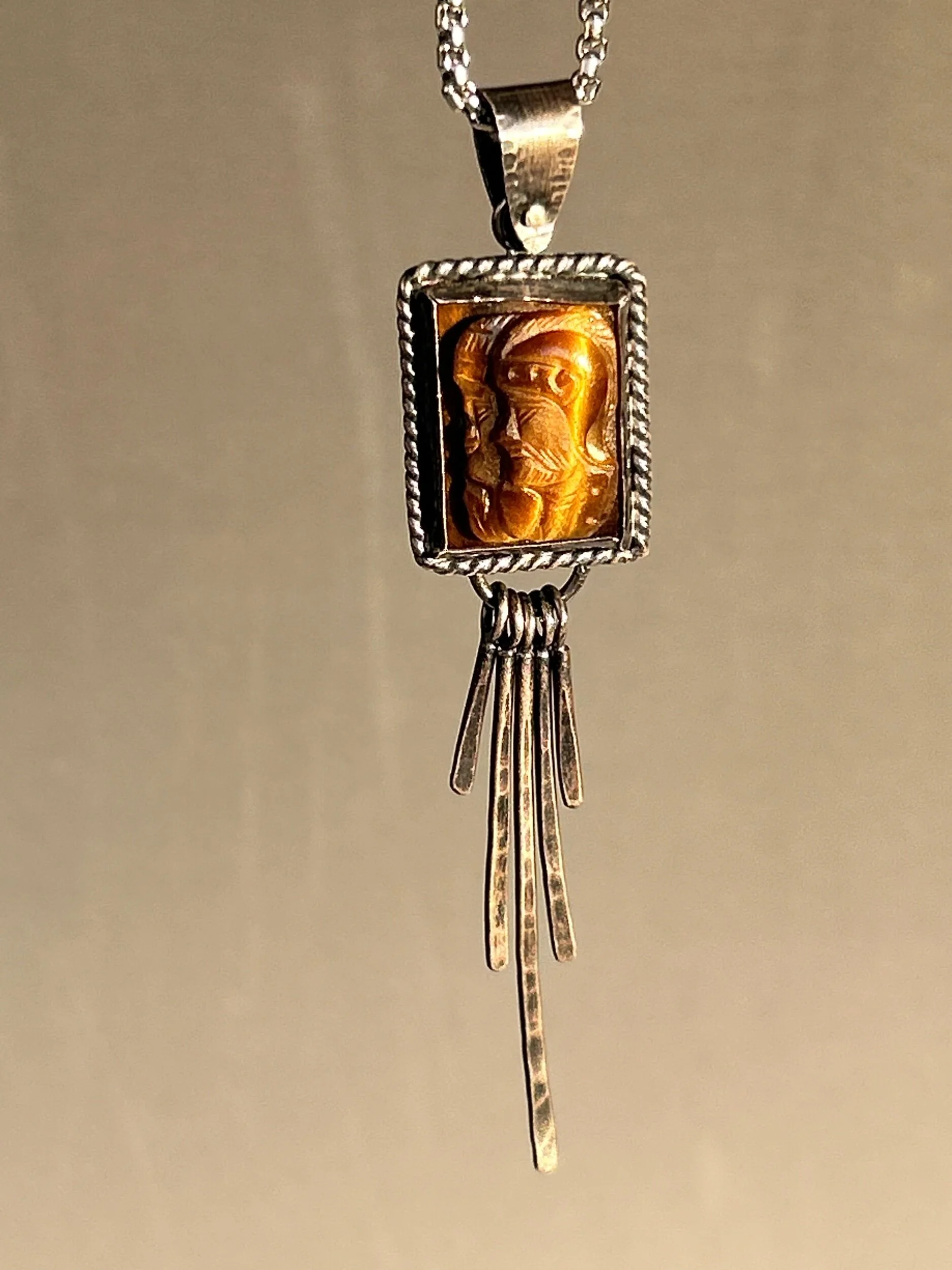 D9DDCC2E-3A66-4B06-8C21-5290DAB0D40A