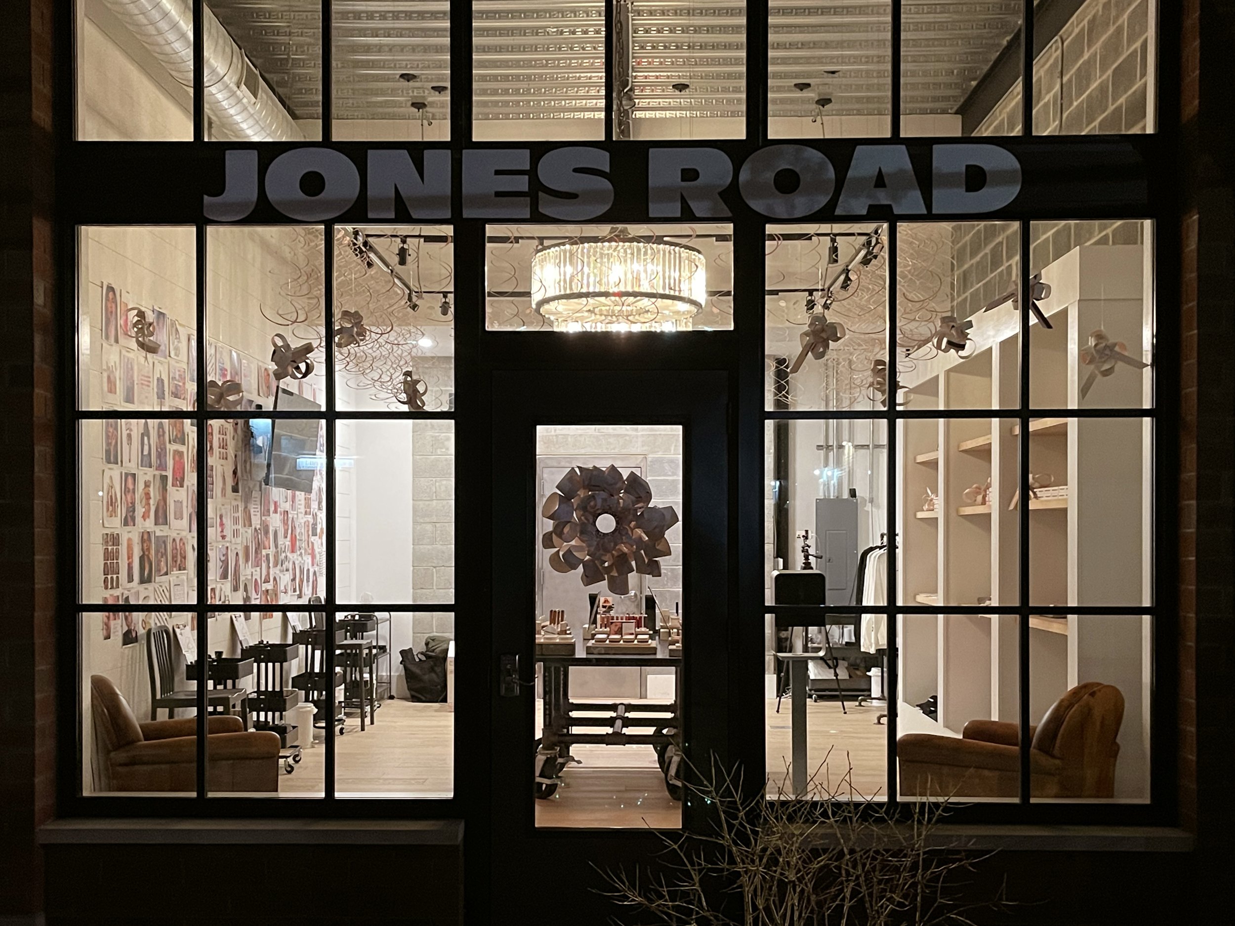 STUDIOOSS x Jones Road Beauty Holiday 2022