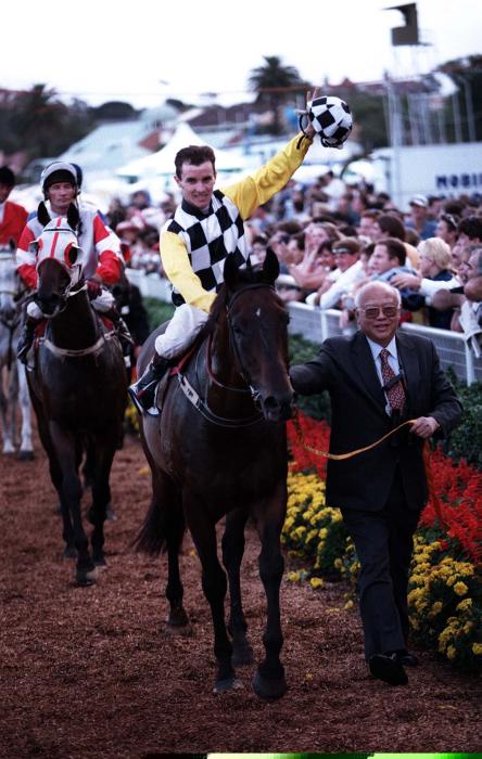 Dato Tan leads 1998 Doncaster Mile winner, Catalan Opening back to the winners stall 