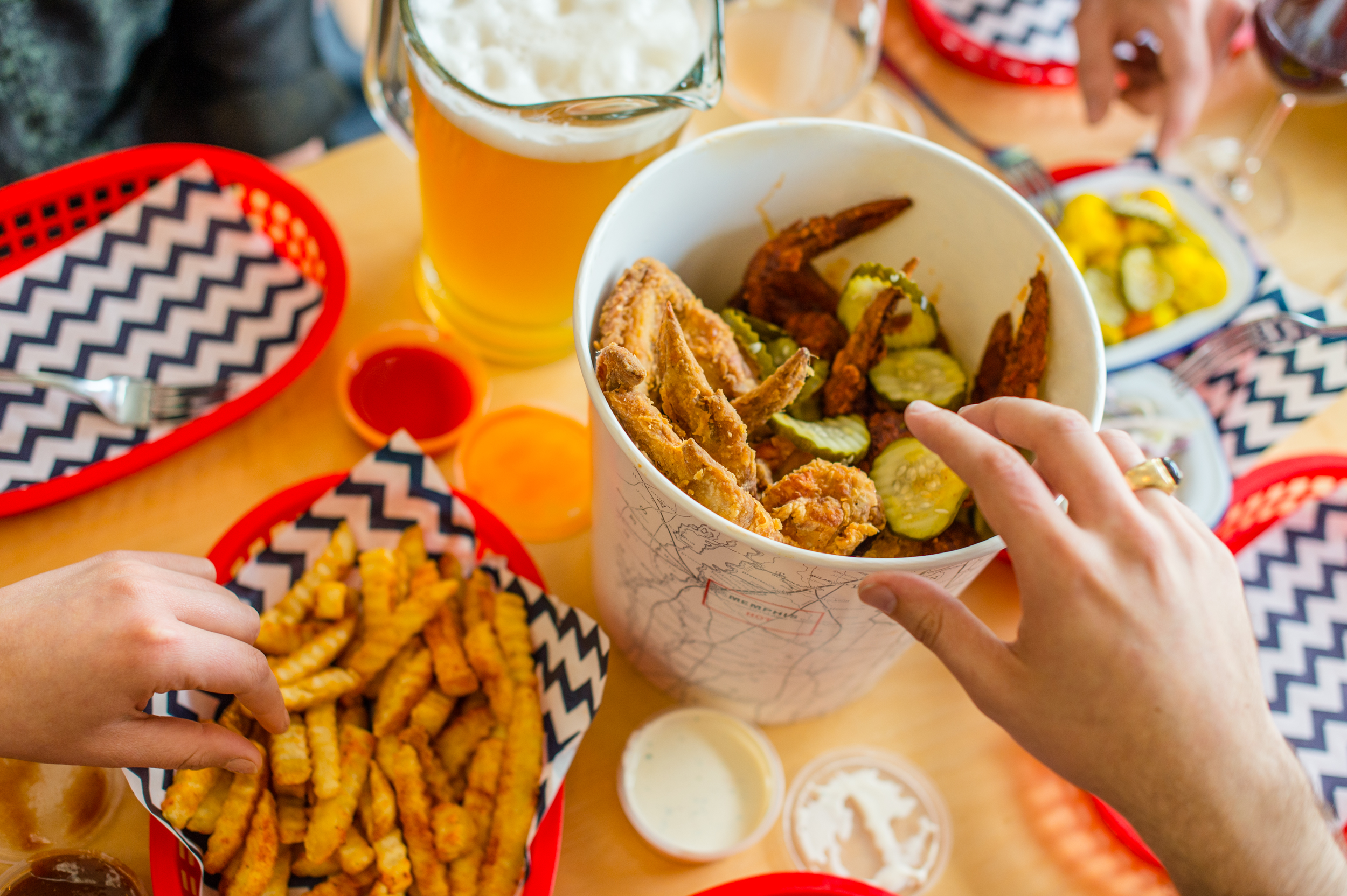 Belle_s_Hot_Chicken-20161206-ETH_9079.png