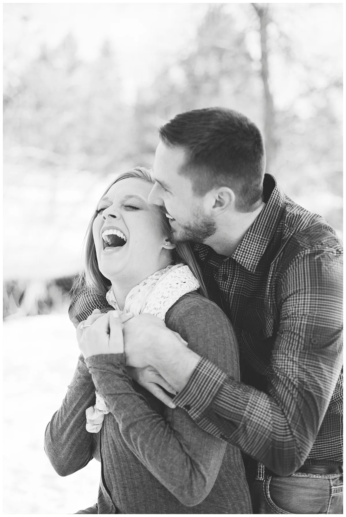 bphotography_winter_siouxfallsweddingphotographer_halfbakedengagementsession_0003.jpg