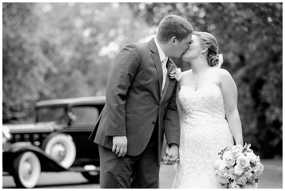 Twin Cities MN Wedding Photographer | Bethany Melvin Photography