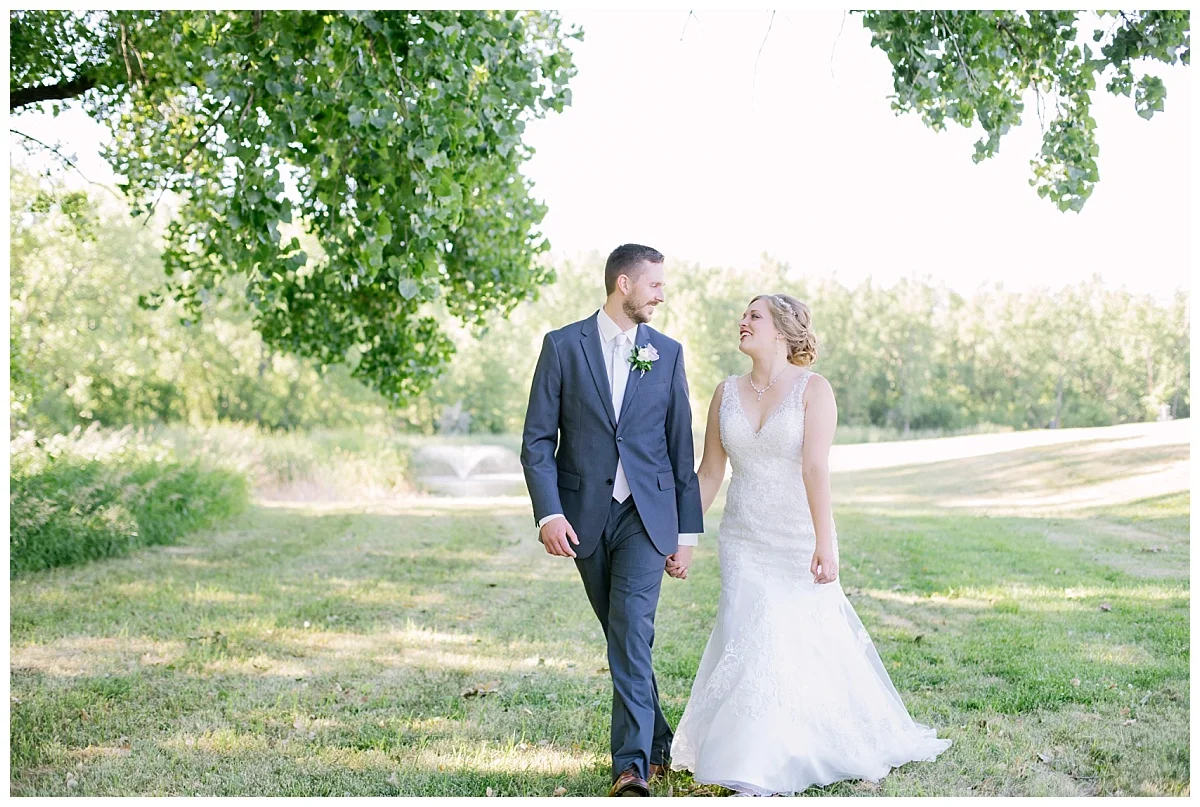 SW Minnesota Wedding Photographer | Bethany Melvin Photography