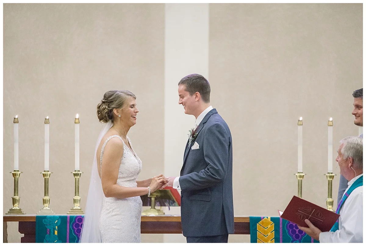 Rochester Minnesota Wedding Photographer | Bethany Melvin Photography