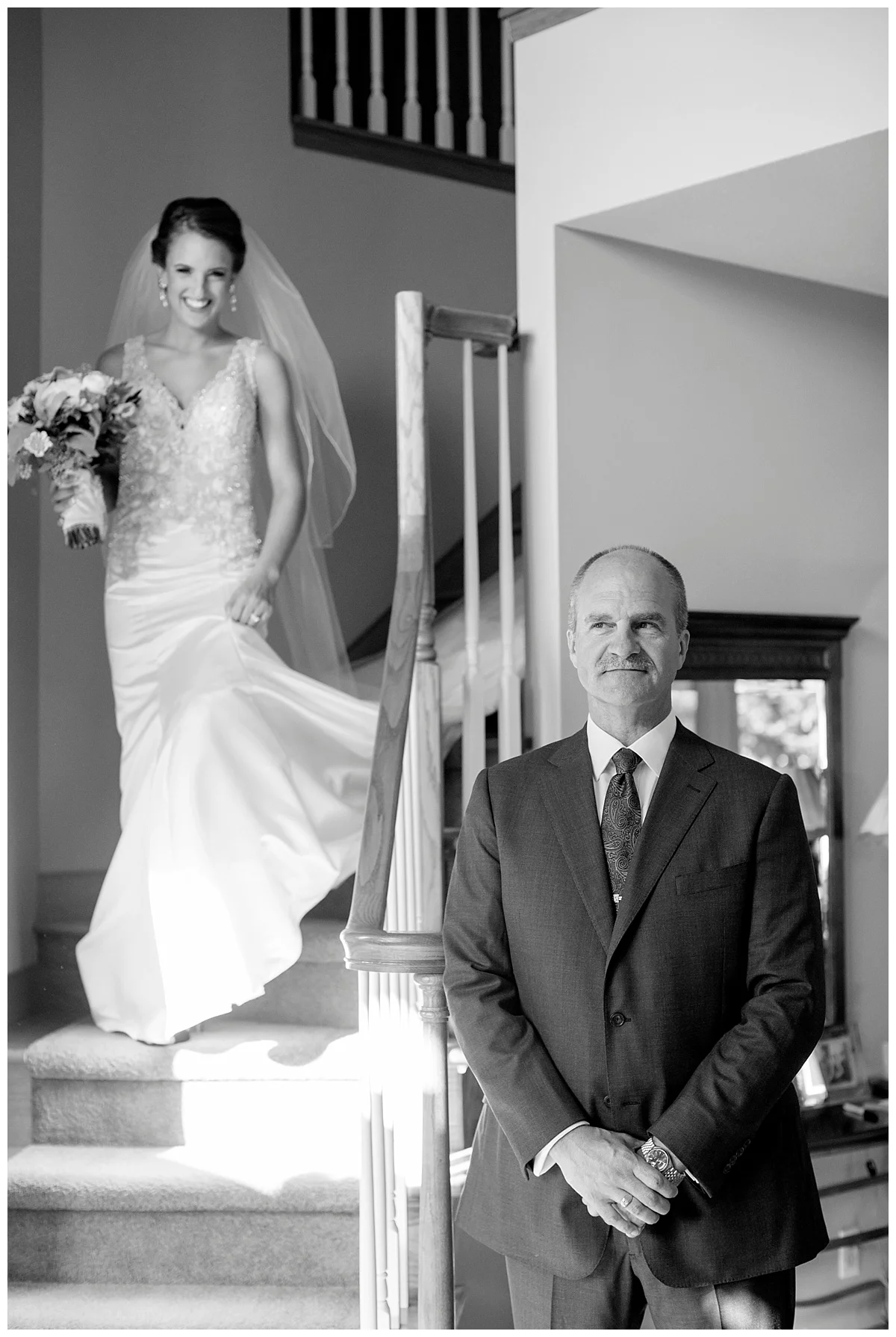 Father Daughter First Look | Minnesota Wedding Photographer | Bethany Melvin Photography