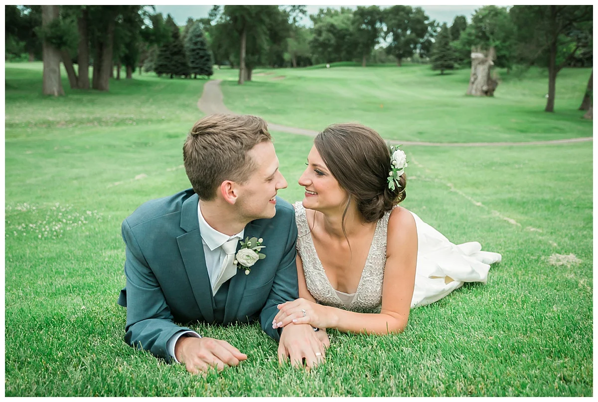 MarshallMNWedding_GolfCourse_BethanyMelvinPhotography_116.jpg