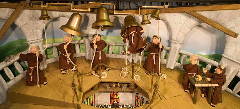 animated-christmas-windows-david-jones-2010-ding-dong.jpg