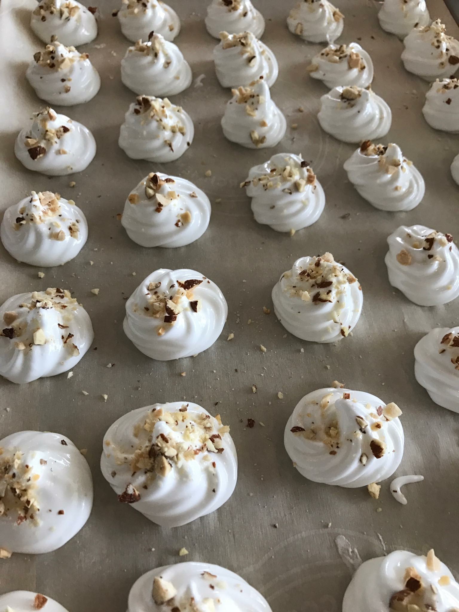 FRENCH MERINGUES