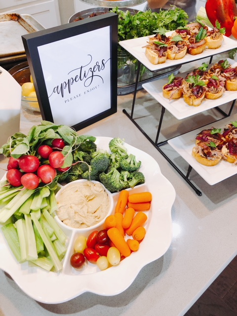 CRUDITE + BBQ BRUSCHETTA