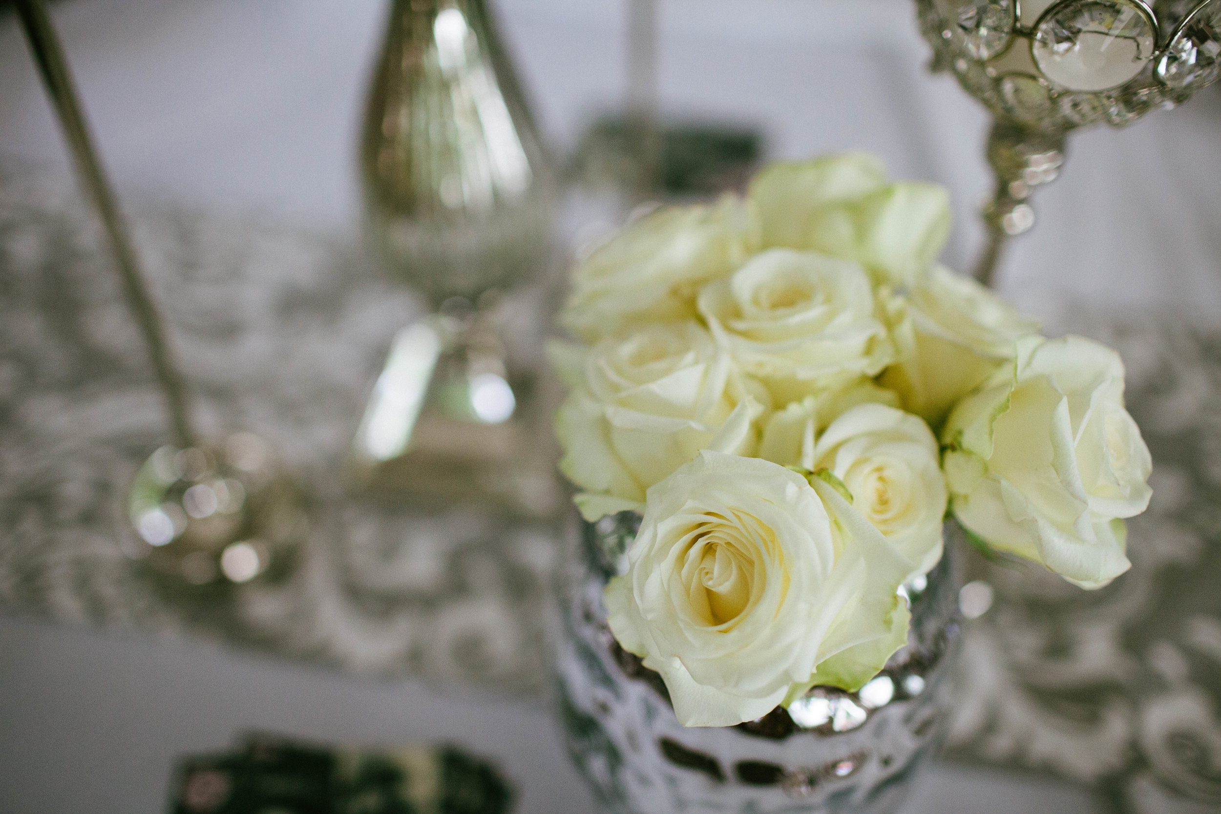 FLORAL ARRANGEMENTS 