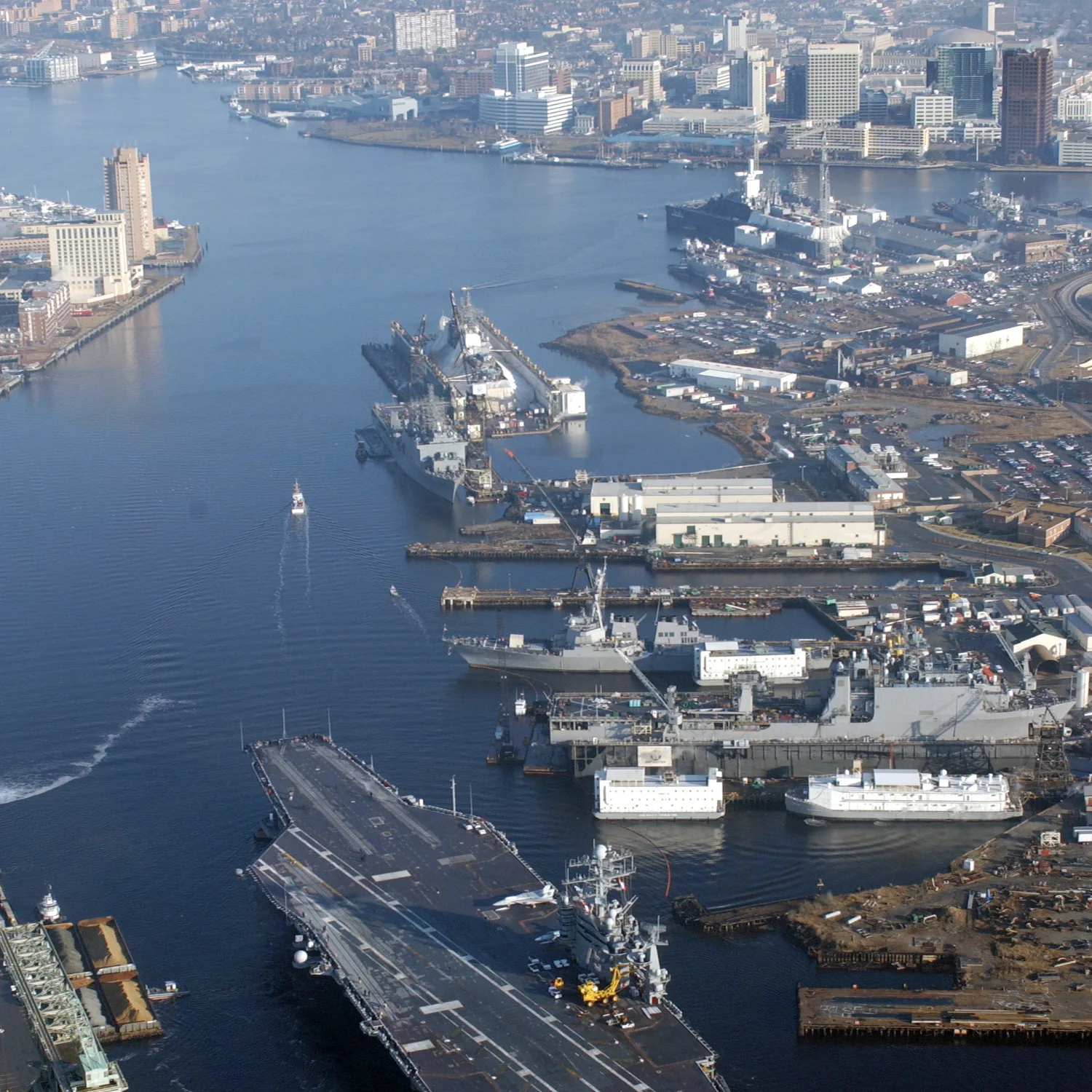 Elizabeth River dividing Portsmouth and Norfolk, Virginia. (U.S. Navy/ Public Domain)
