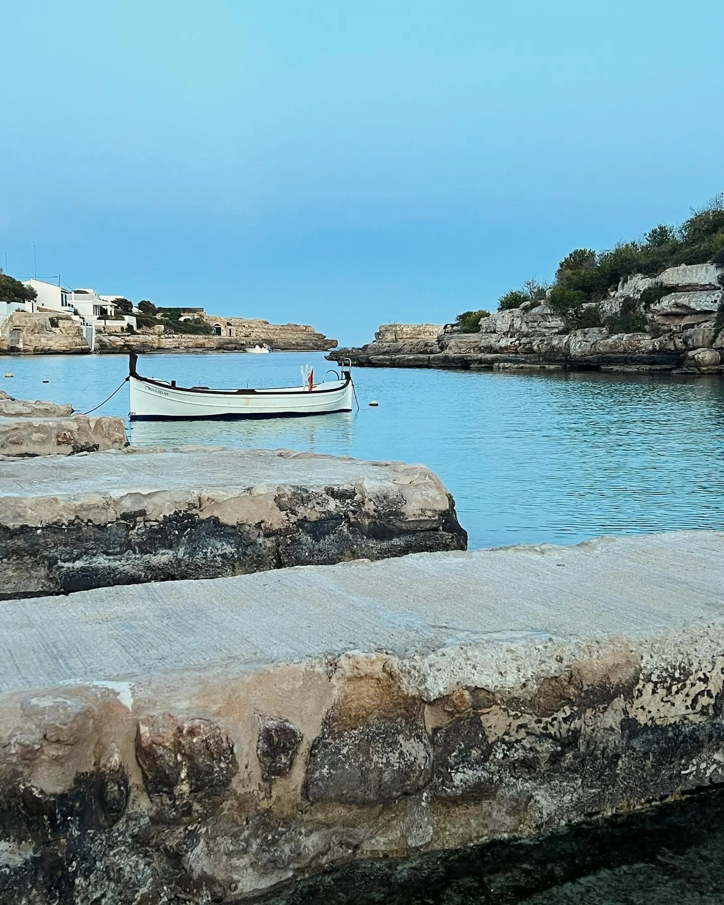 Menorca has been so magical π Even better than I imagined. ππΌ Here are some of my favorite pics. Thank you @elizadaygreen for organizing this amazing art & cultural retreat. ππΌ Thank you @stickyeggart for the delicious food! 
I loved reconne