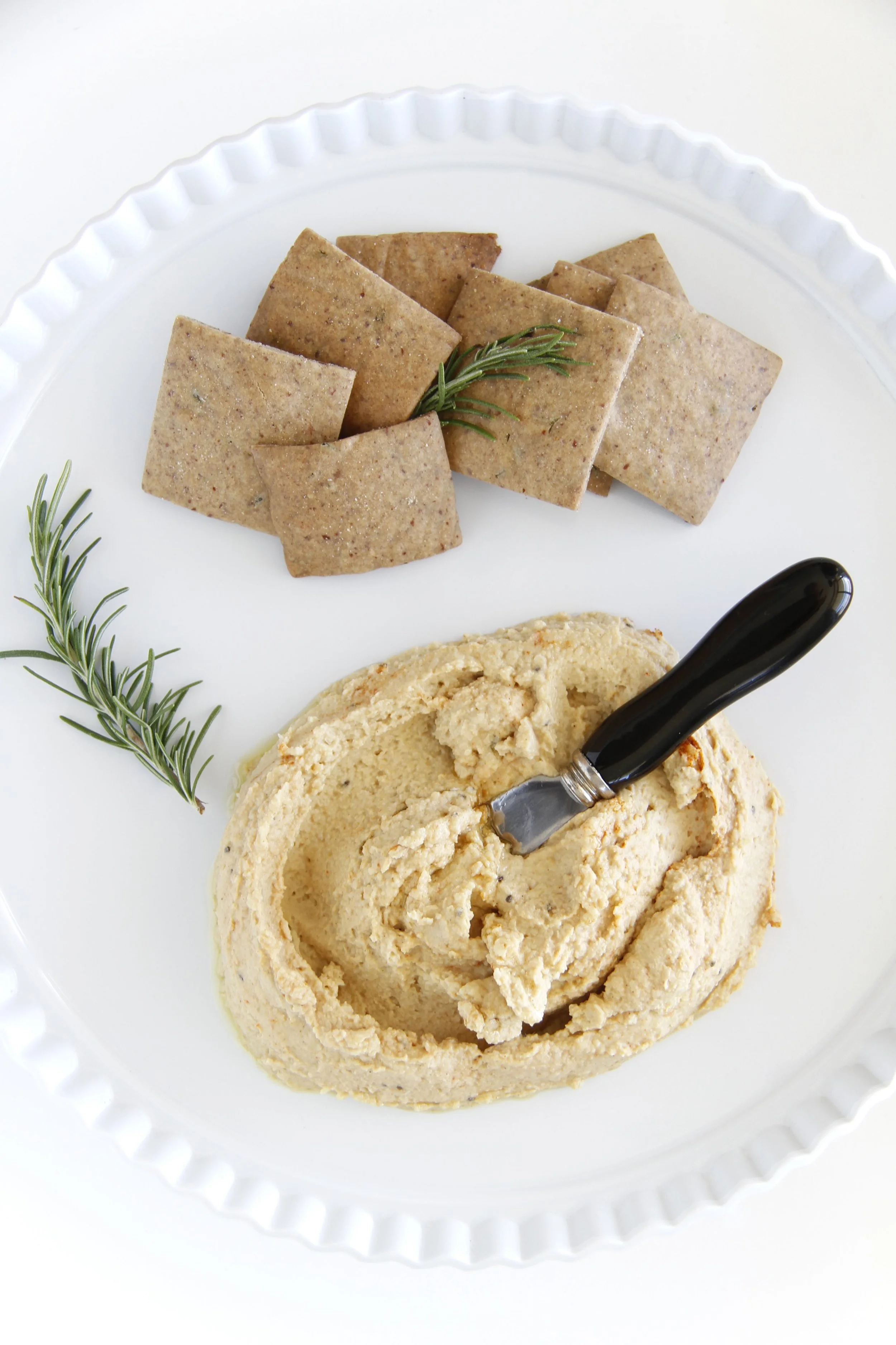 hummus .jpg