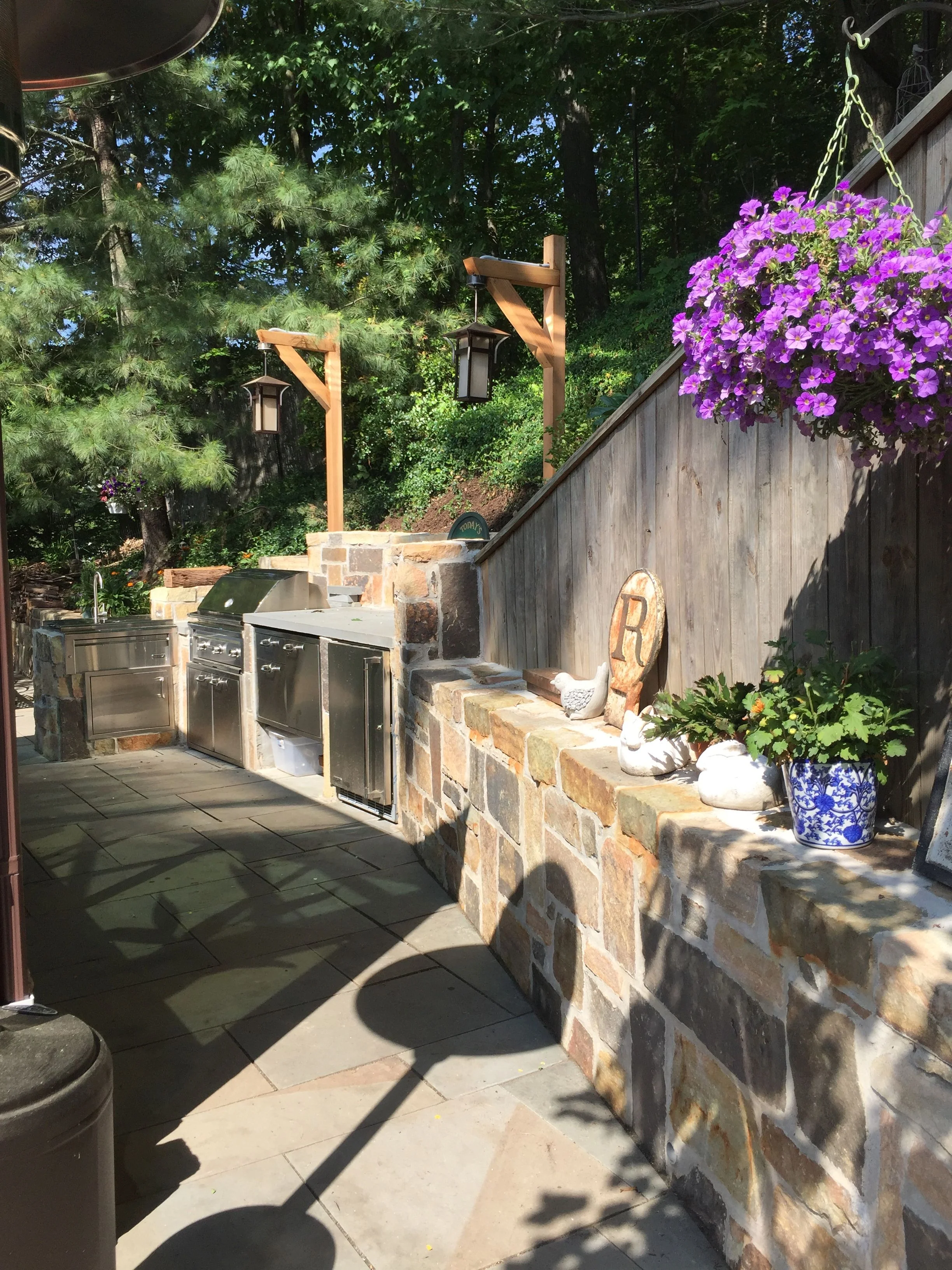 MaryF-Kitchen-Patio-03.jpg