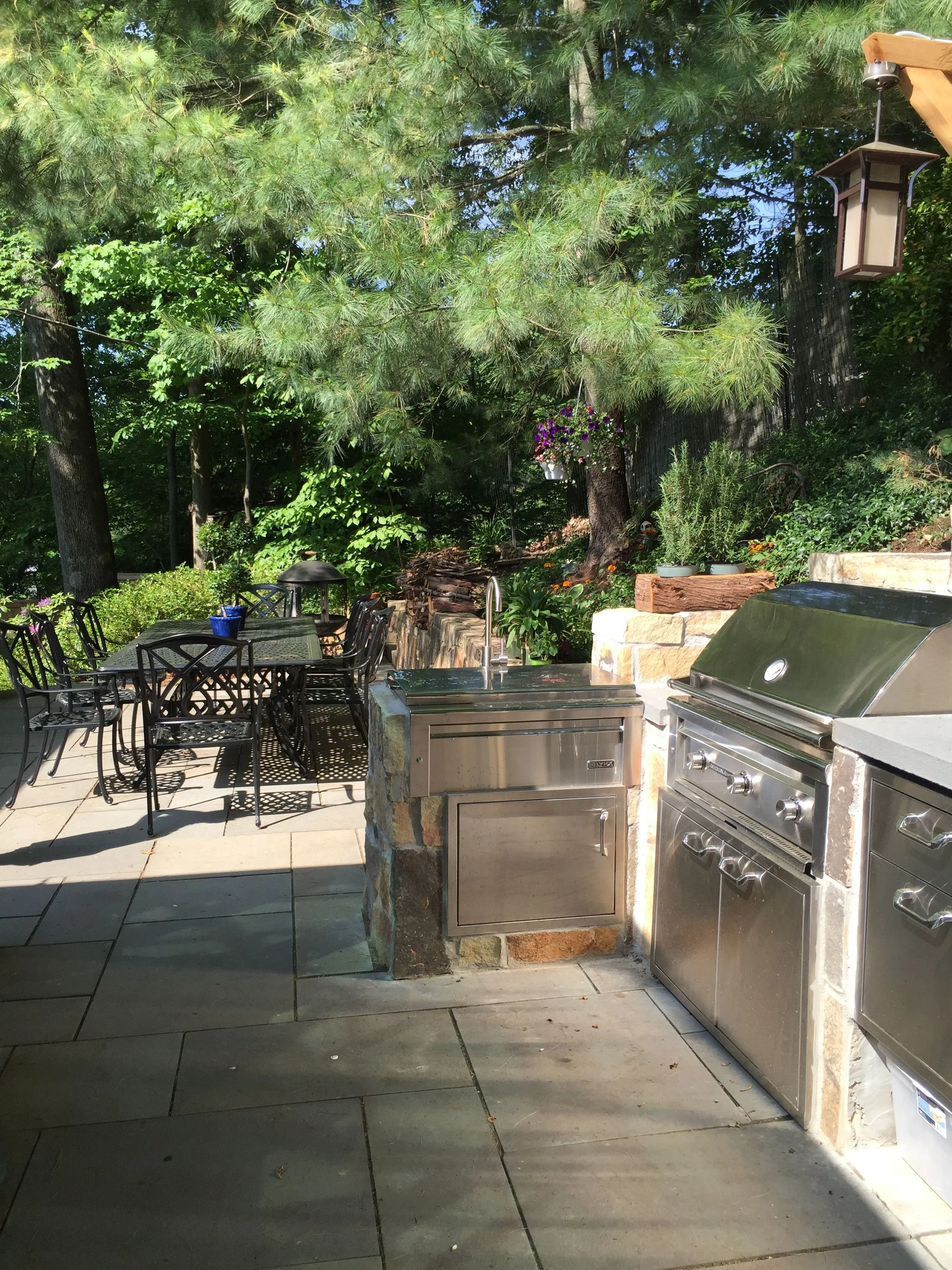 MaryF-Kitchen-Patio-04.jpg
