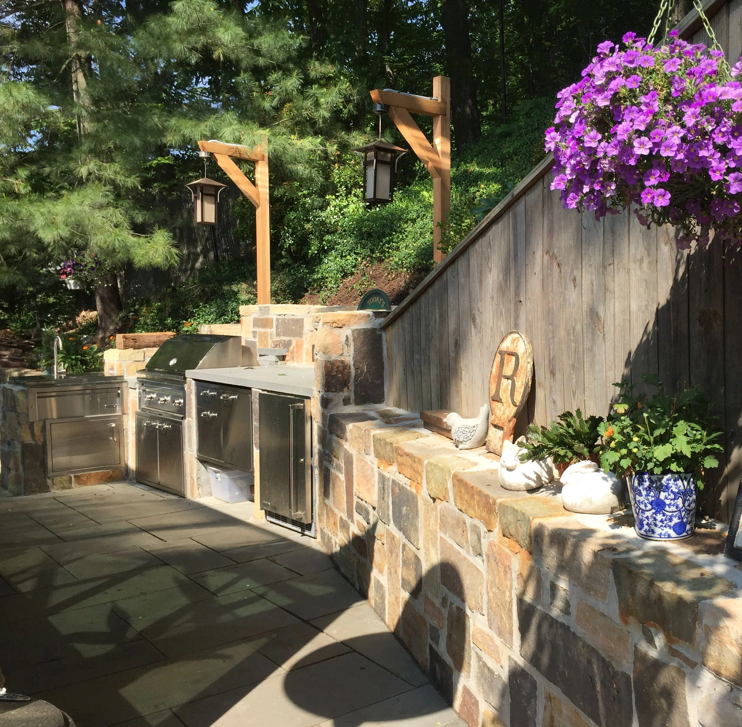 MaryF-Kitchen-Patio-10.jpg