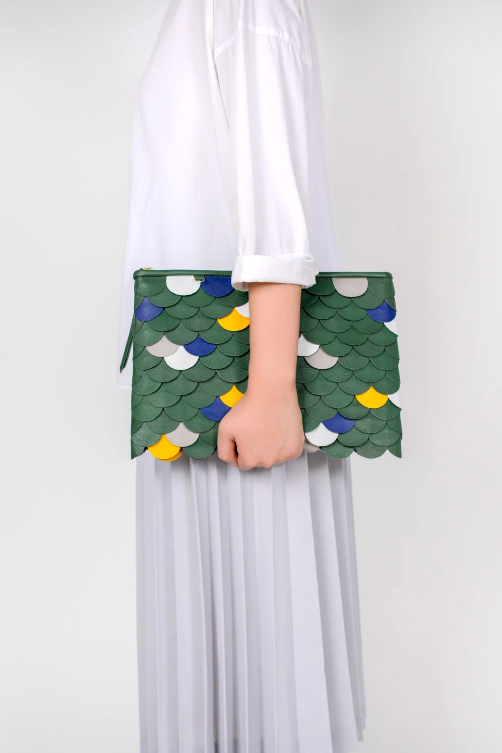 Starchie-Product_Shoot-Relic_Clutch_Green-UNIFORM-11012019-2.jpg